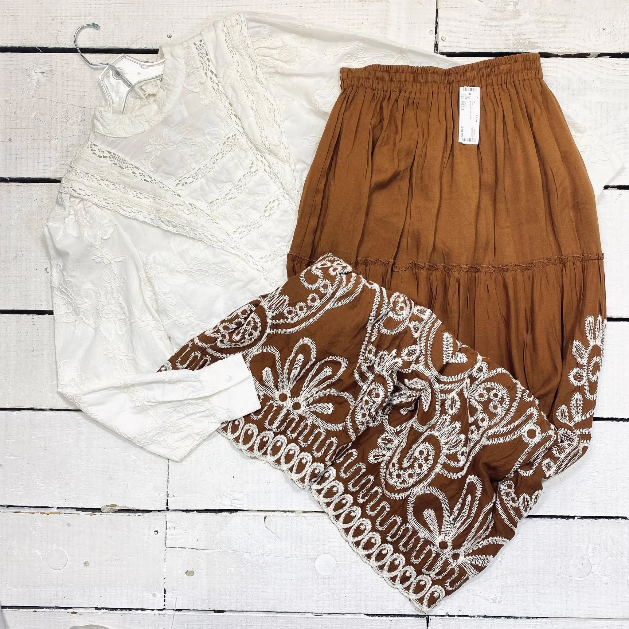 Ultra Pink Top Size M, $12.95
Laffaire Skirt Size 2, $18.95