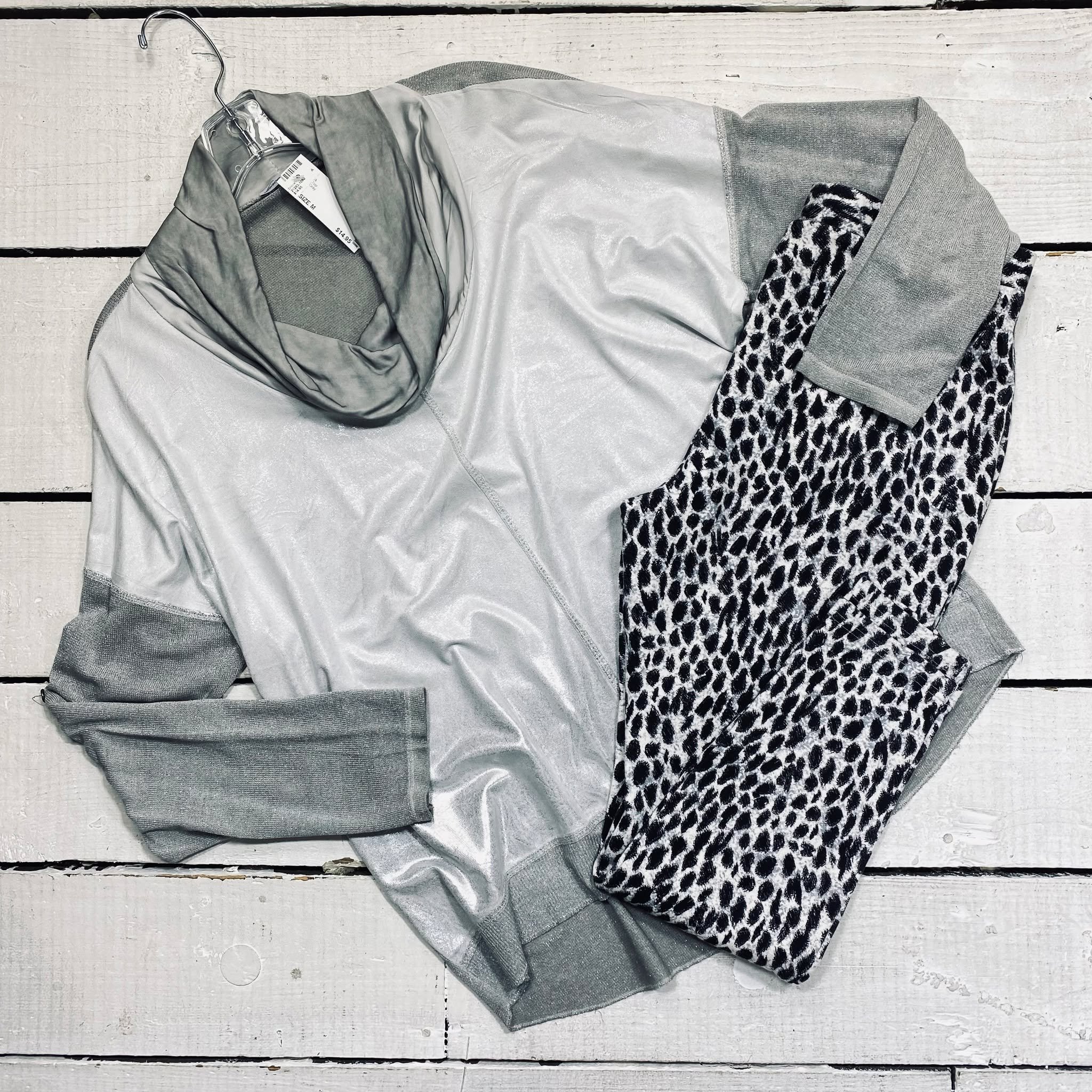 Top Size M, $14.95
Chicos Pants Size 8, $12.95