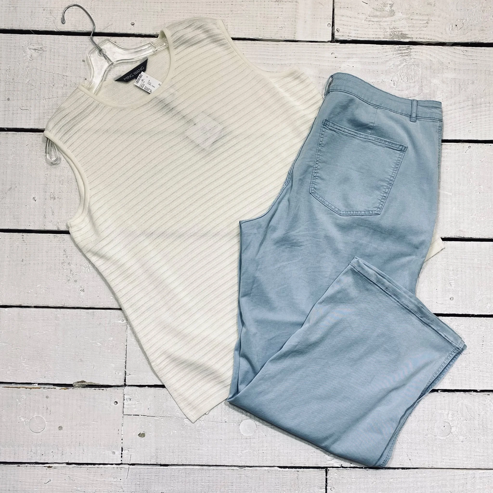 Ming Wang Shell Size XL, $28.95
Soft Surroundings Pants Size 18, $15.95