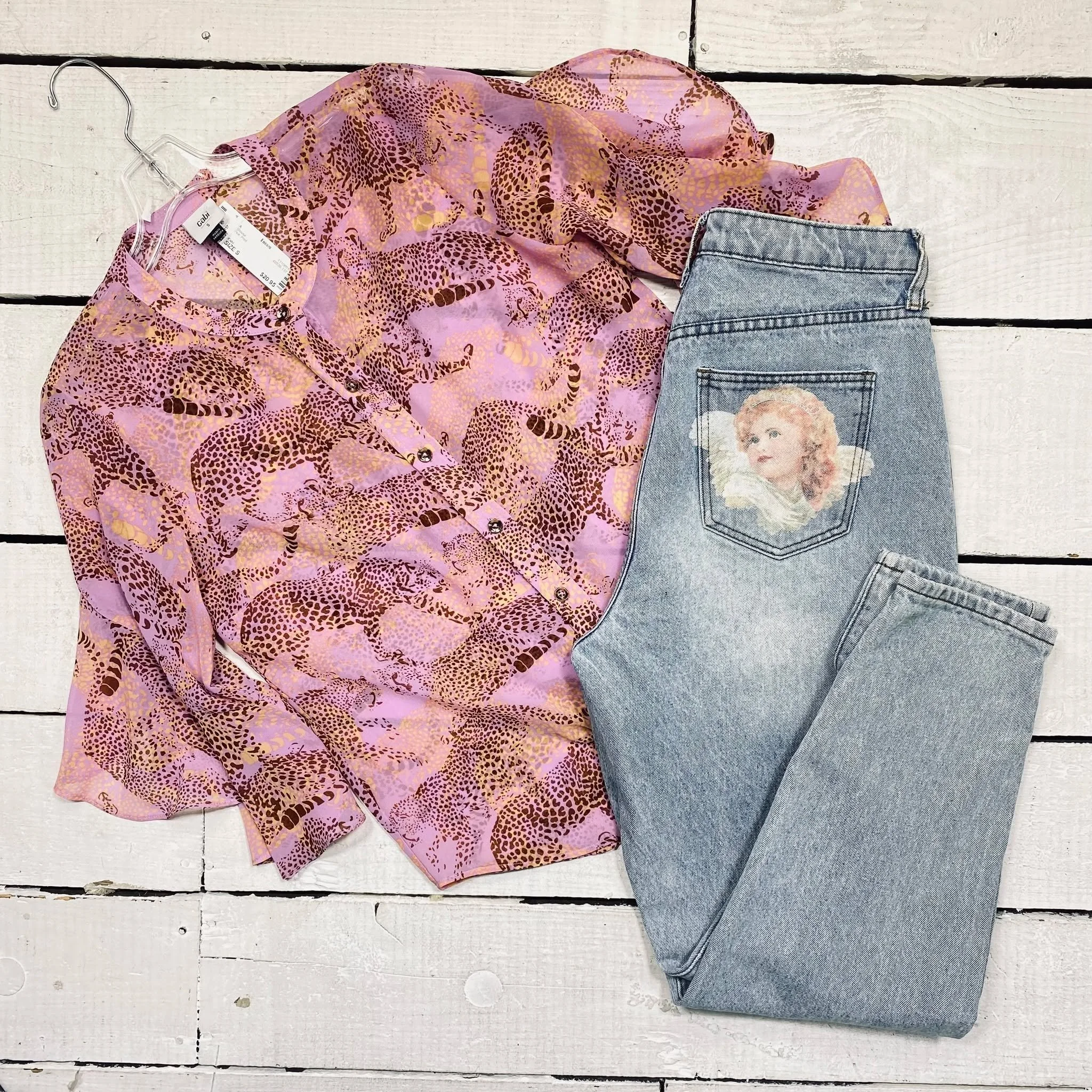 Cabi Blouse Size S, $20.95
FashionNova Pants Size 10, $14.95