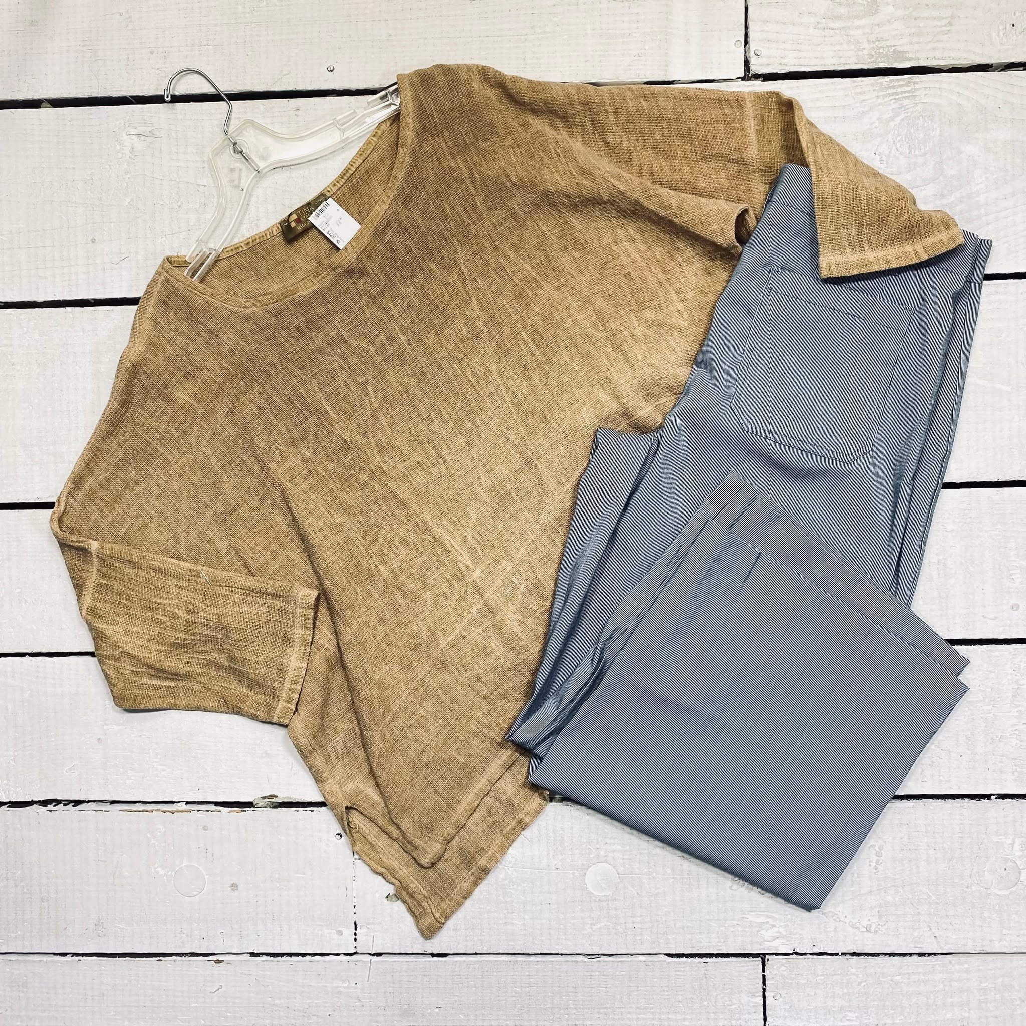 Tina Stephens Top Size XL, $12.95
Jules &amp; Leopold Pants Size 14, $12.95