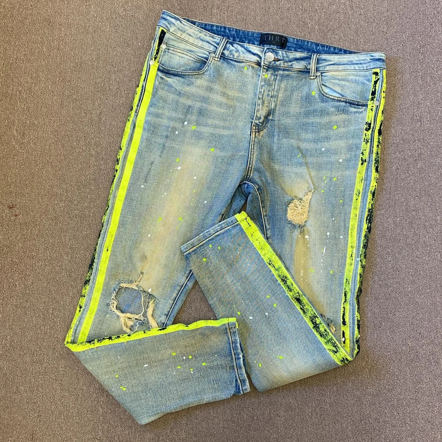 THRT Mens Jeans Size 40 32, $45.99!