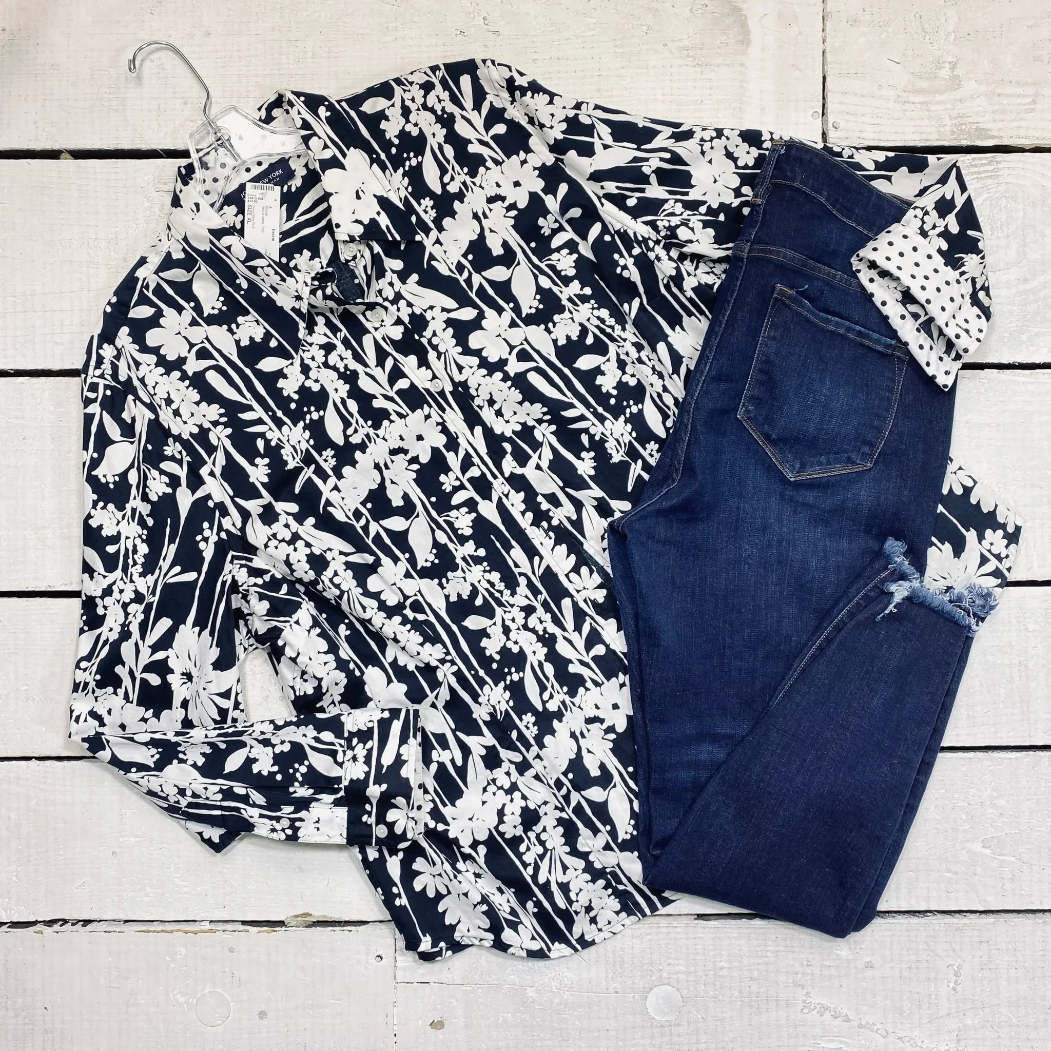 Jones New York Blouse Size XL, $12.95
KanCan Jeans Size 14, $12.95