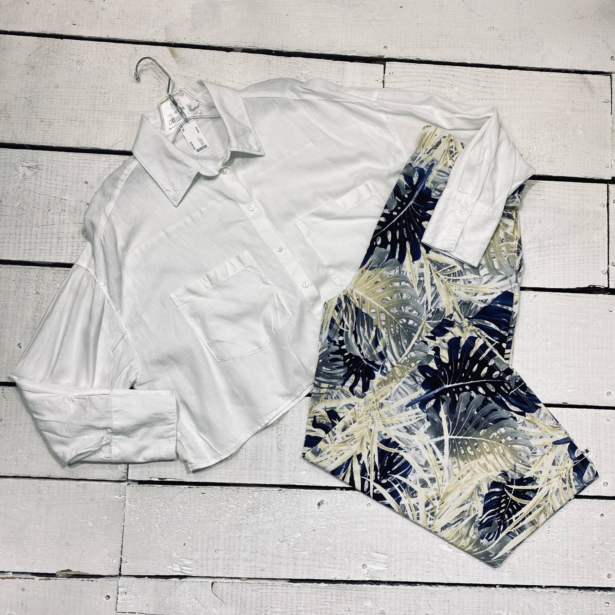 Zara Blouse Size XL, $18.95
Soft Works Pants Size 14, $12.95