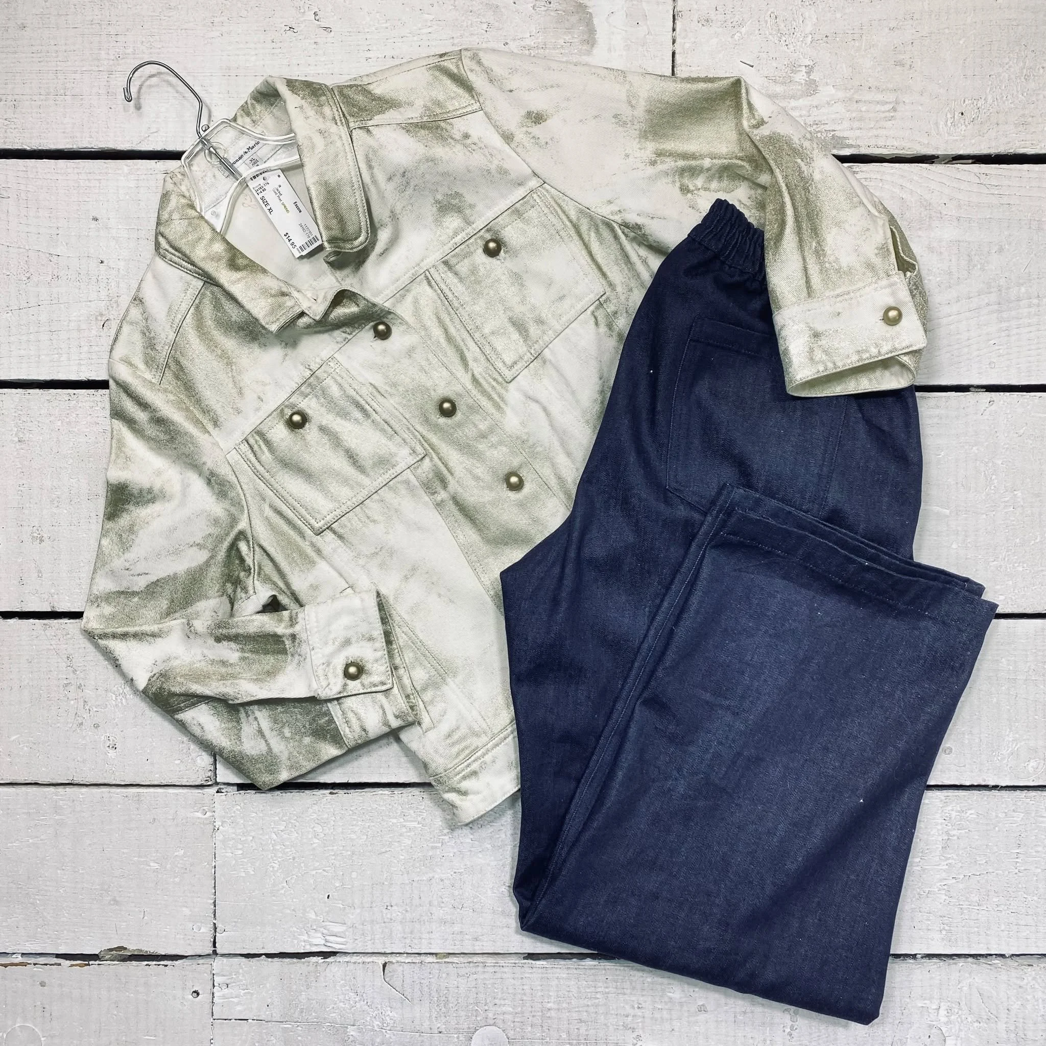 Jacket Size XL, $14.95
Zara Pants Size 14, $20.95