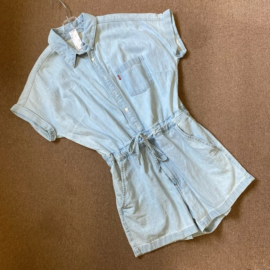 Cute Little Levi&rsquo;s Romper Size M at $18.95! 🩵