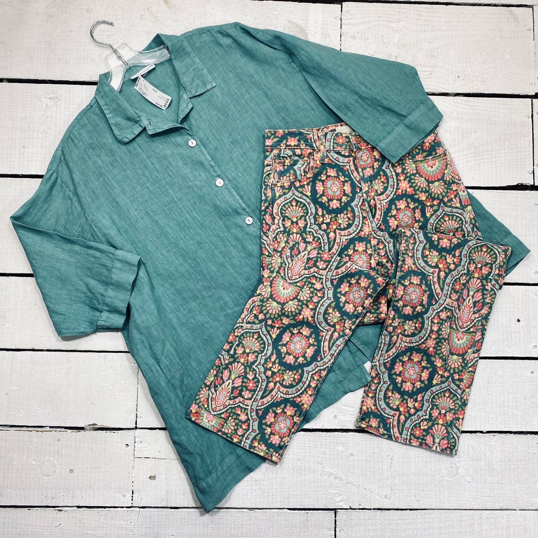 Bryn Walker Blouse Size L, $30.95
Mother Pants Size 4, $38.95