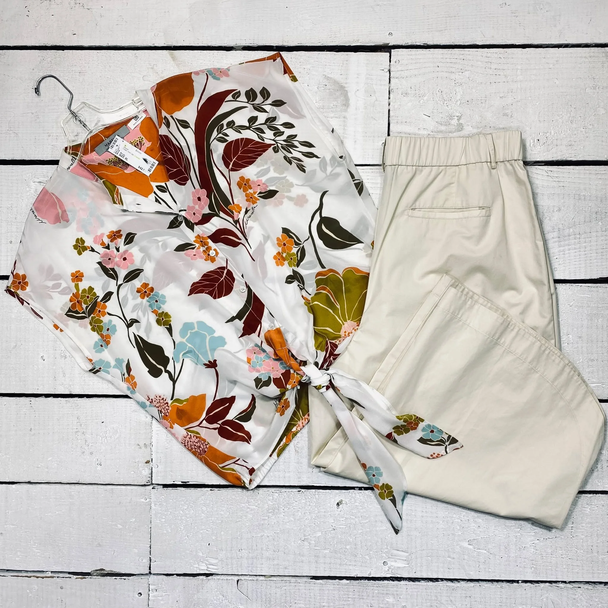 Marella Blouse Size XL, $42.95
Anthropologie Pants Size 14/16, $30.95