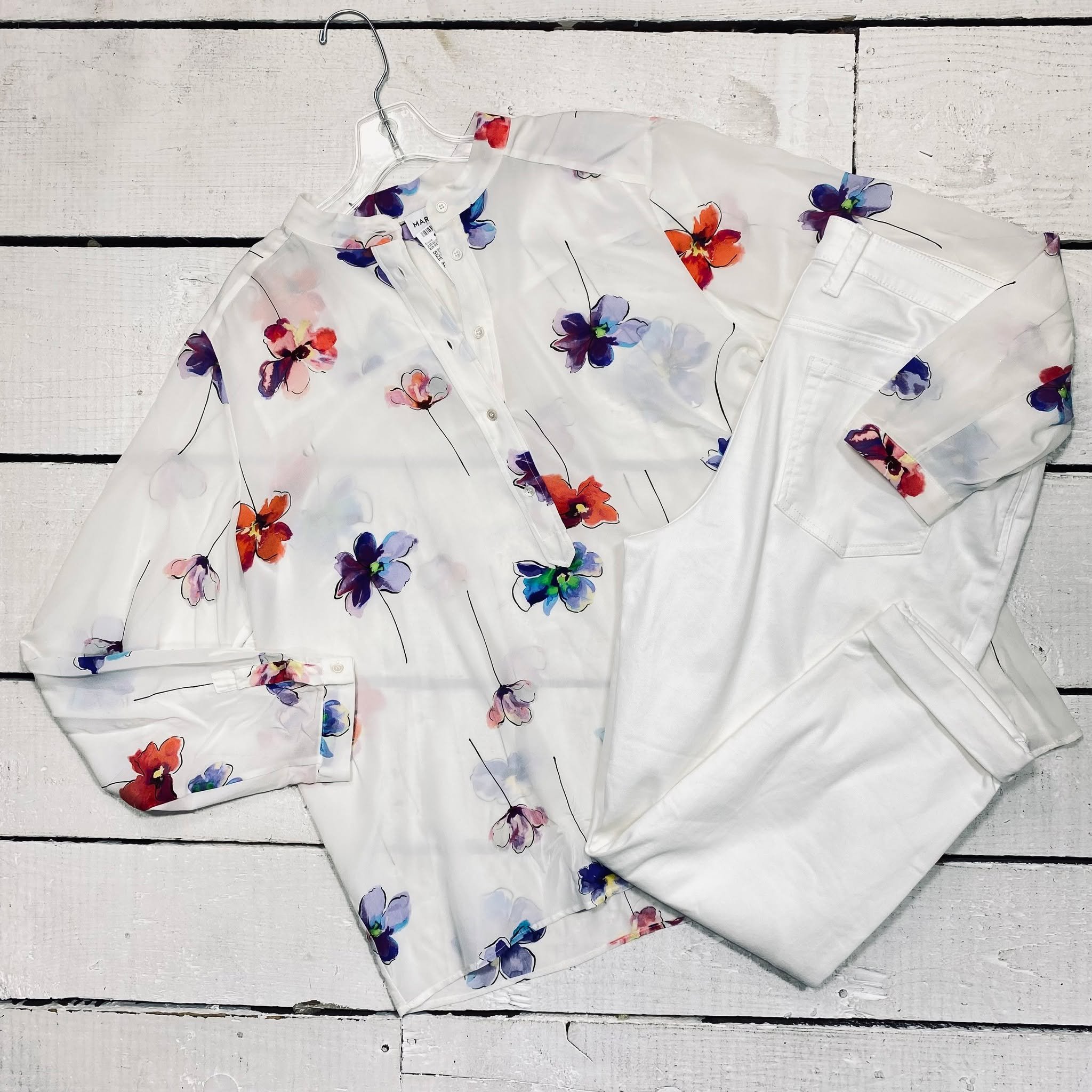 Marella Top Size Size XL, $25.95
Tommy Bahama Pants Size 16, $18.95