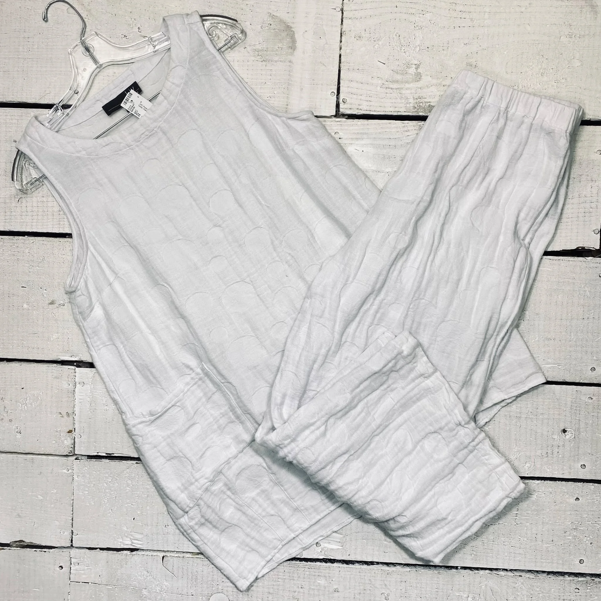 Liv 2PC Pant Set Size M, $42.95