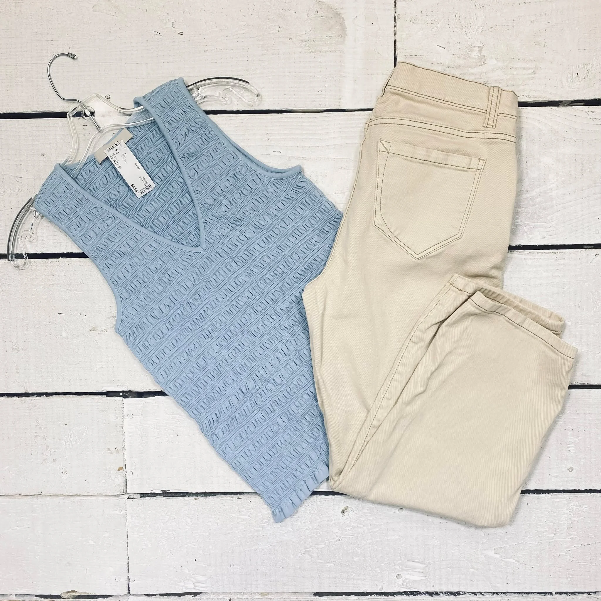 Loft Shell Size M, $8.55
Kenzie Pants Size 6, $12.95