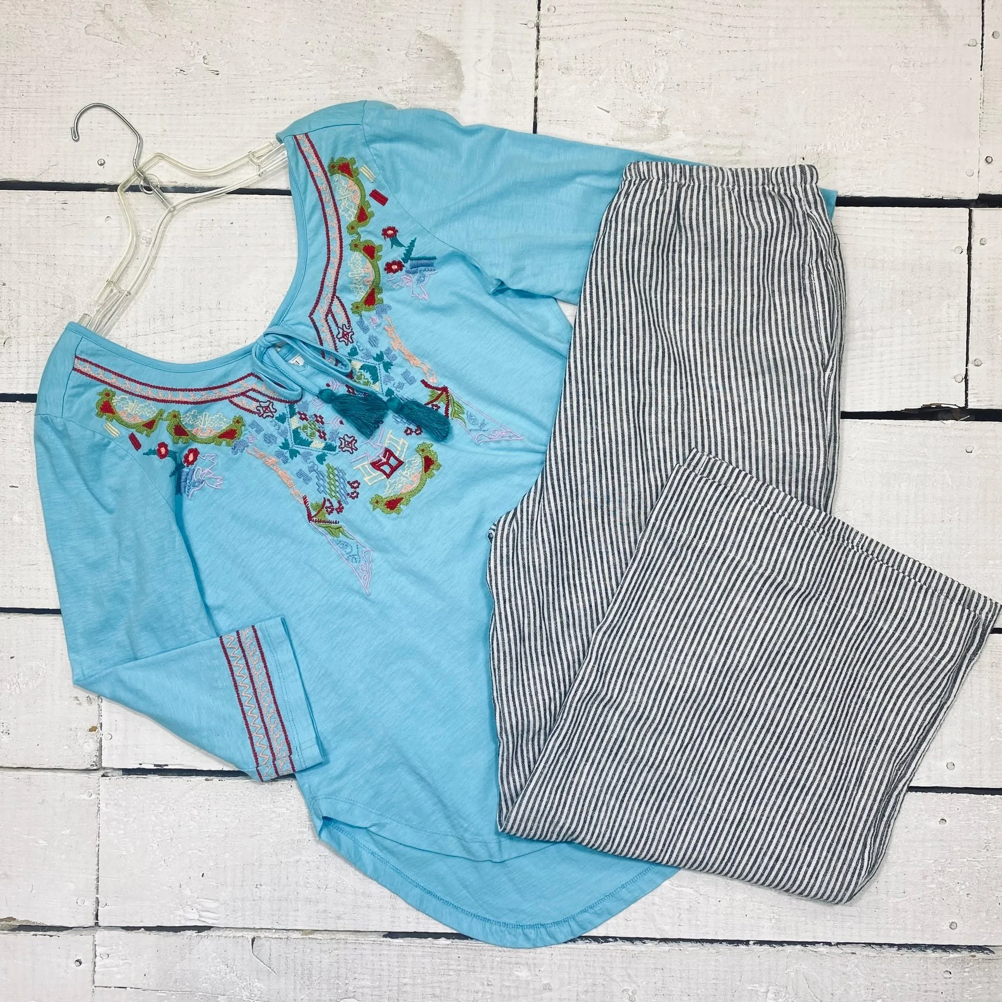 Caite Top Size S, $20.95
A New Day Pant Size 10, $10.95