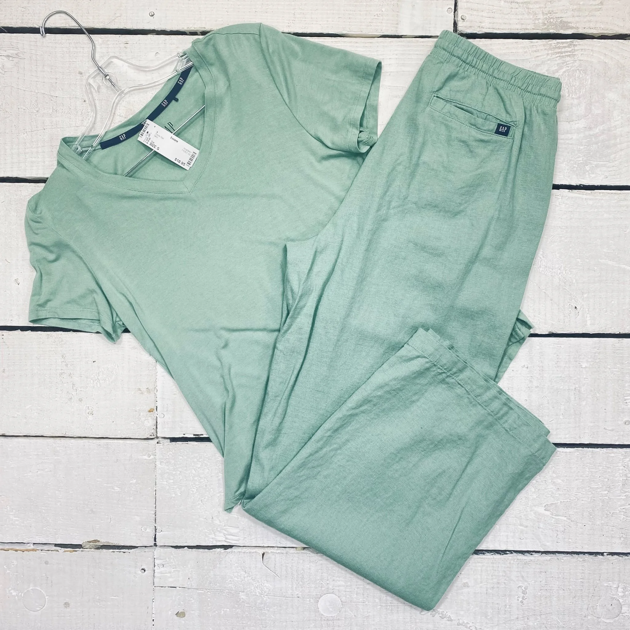 Gap Pant Set Size S, $18.95