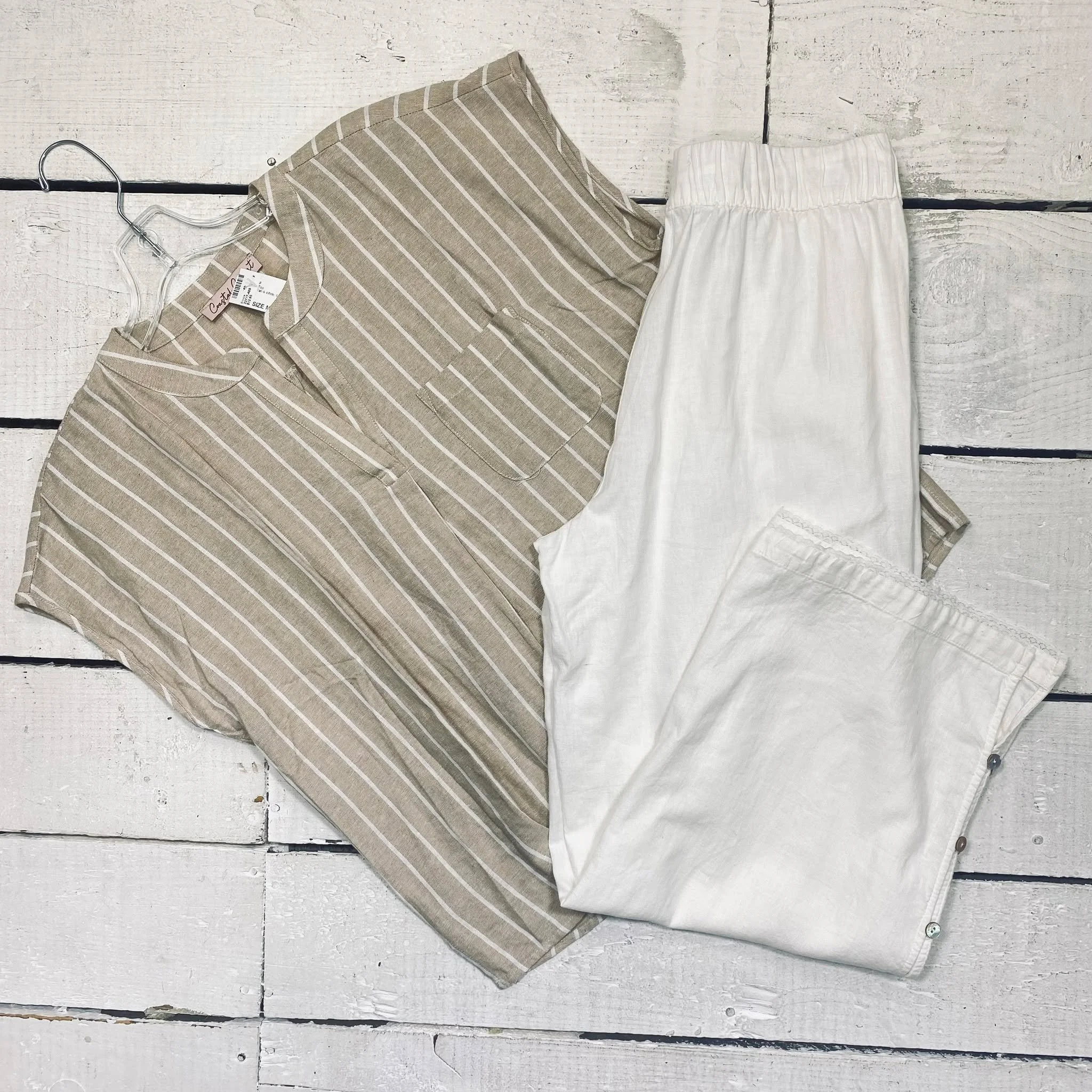 Top Size M, $12.95
Joie Pants Size 6, $15.95