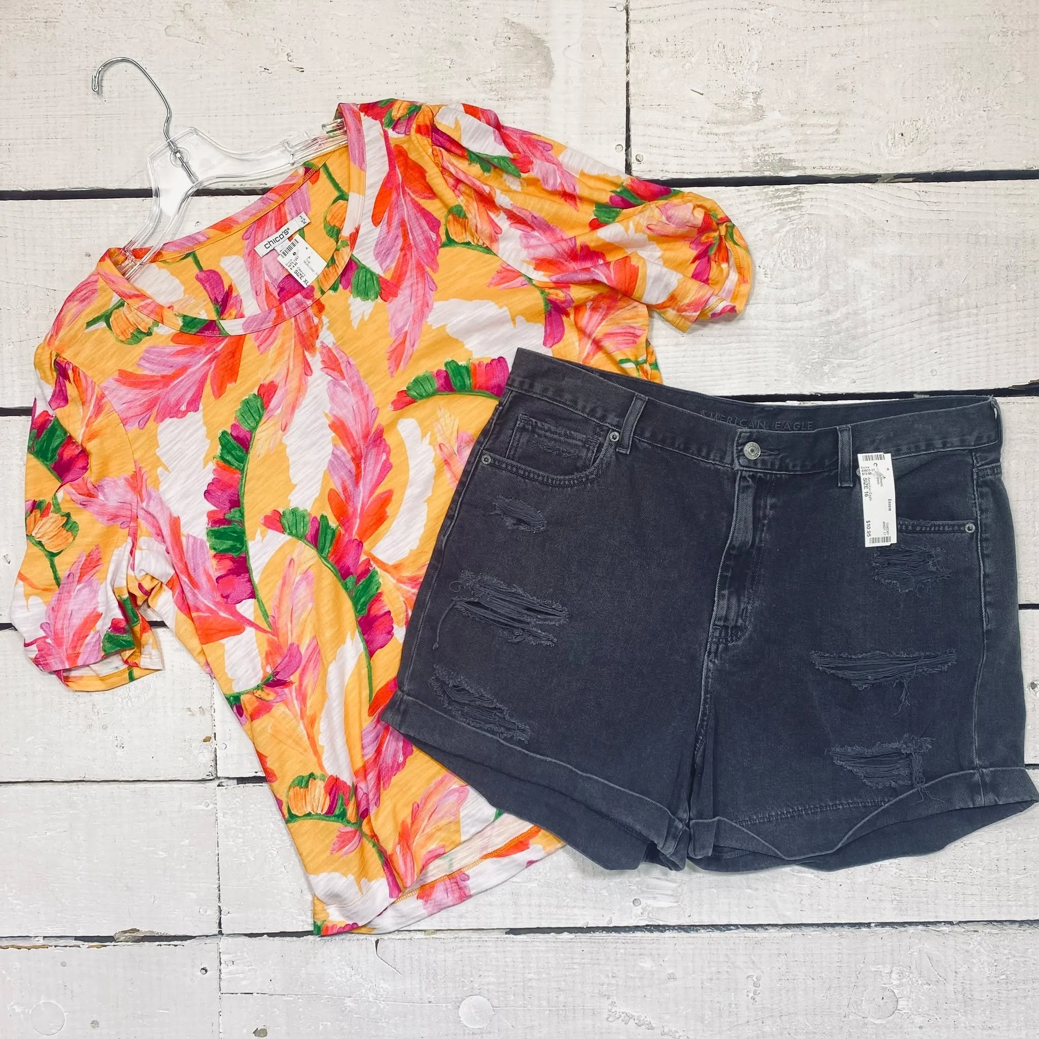 Chicos Top Size XL, $14.95
American Eagle Shorts Size 16, $10.95