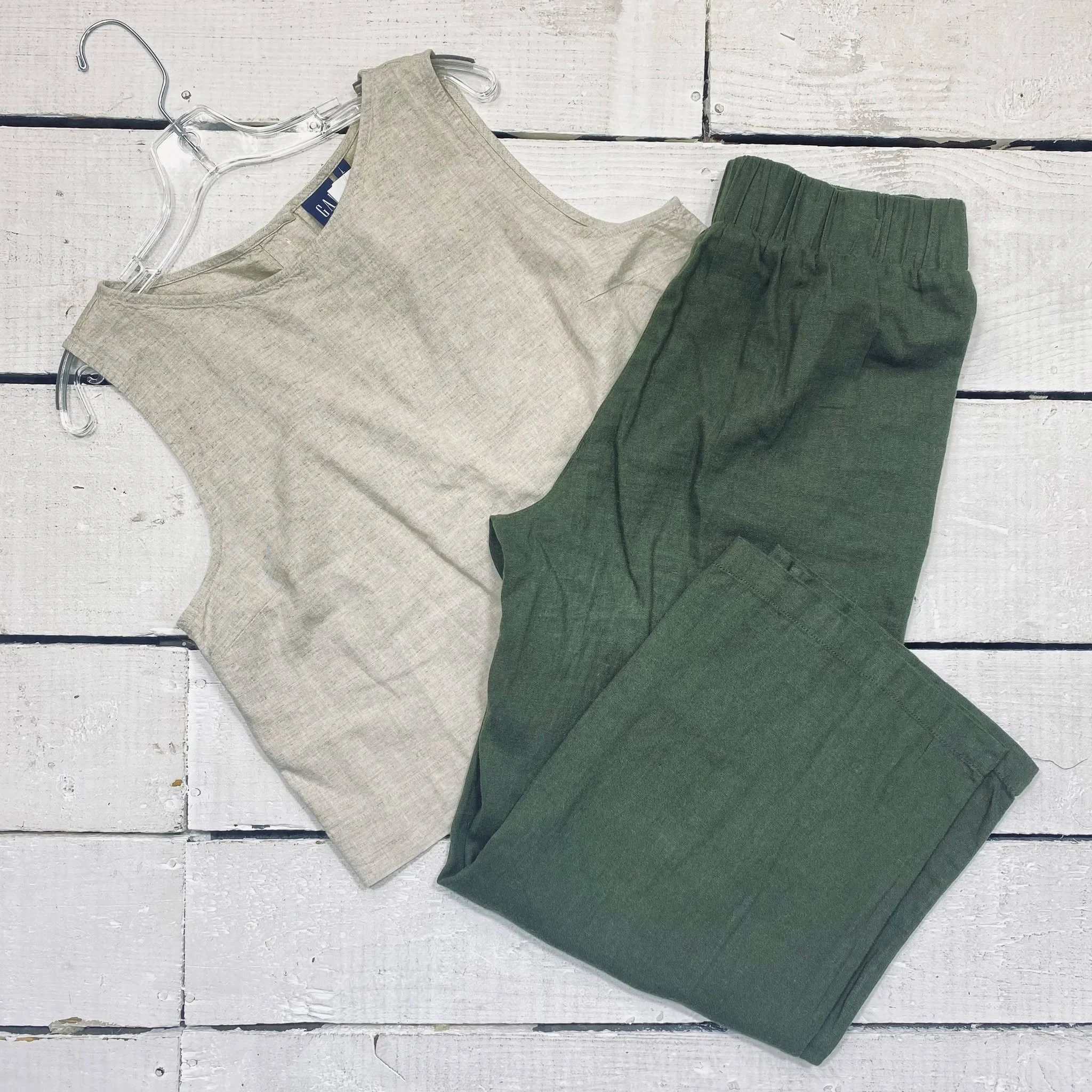 Gap Shell Size L, $10.95
D. Jeans Pants Size 8/10, $10.95