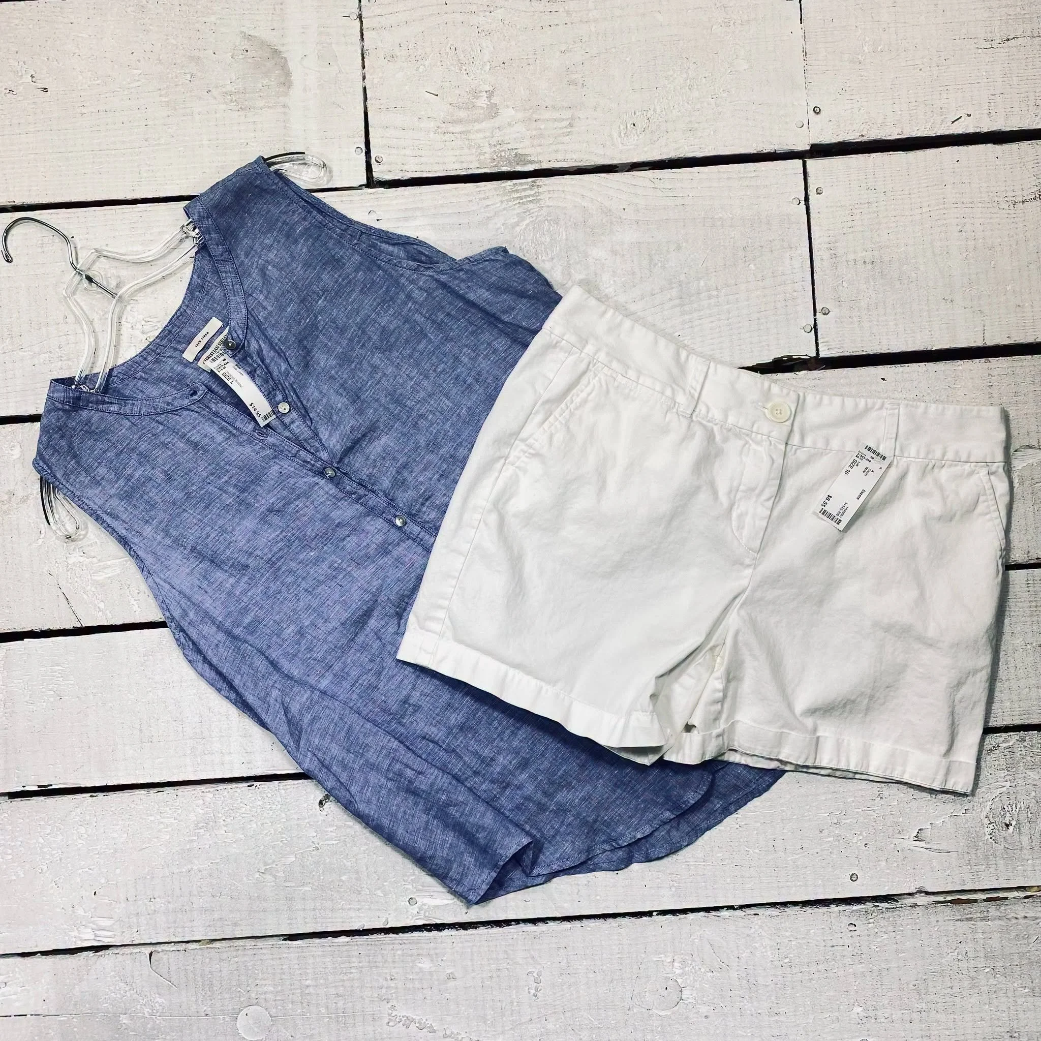 Christian Siriano Shell Size L, $14.95
Loft Shorts Size 10, $8.55