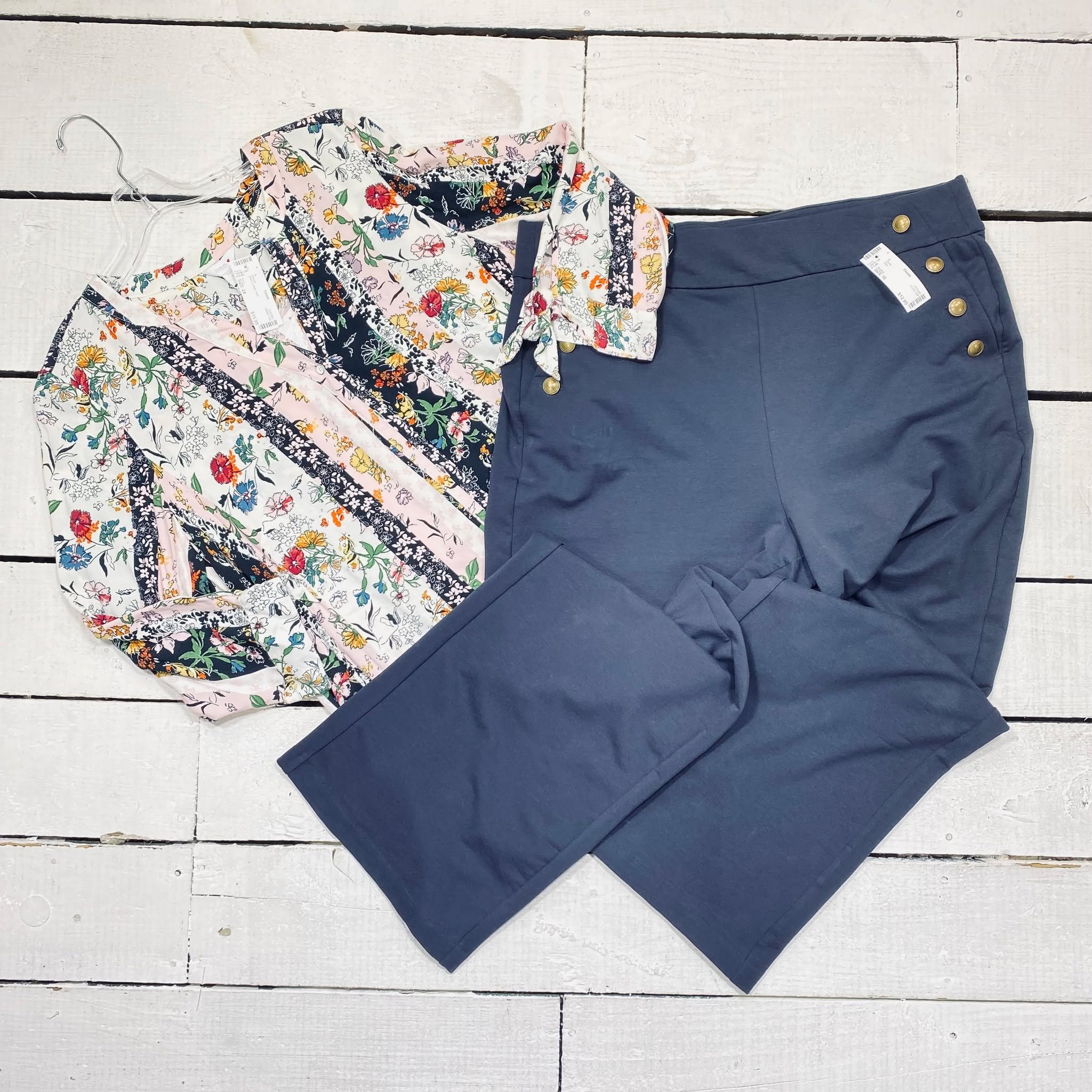 Intro Blouse Size 2X, $15.95
Nautica Pants Size 16, $12.95