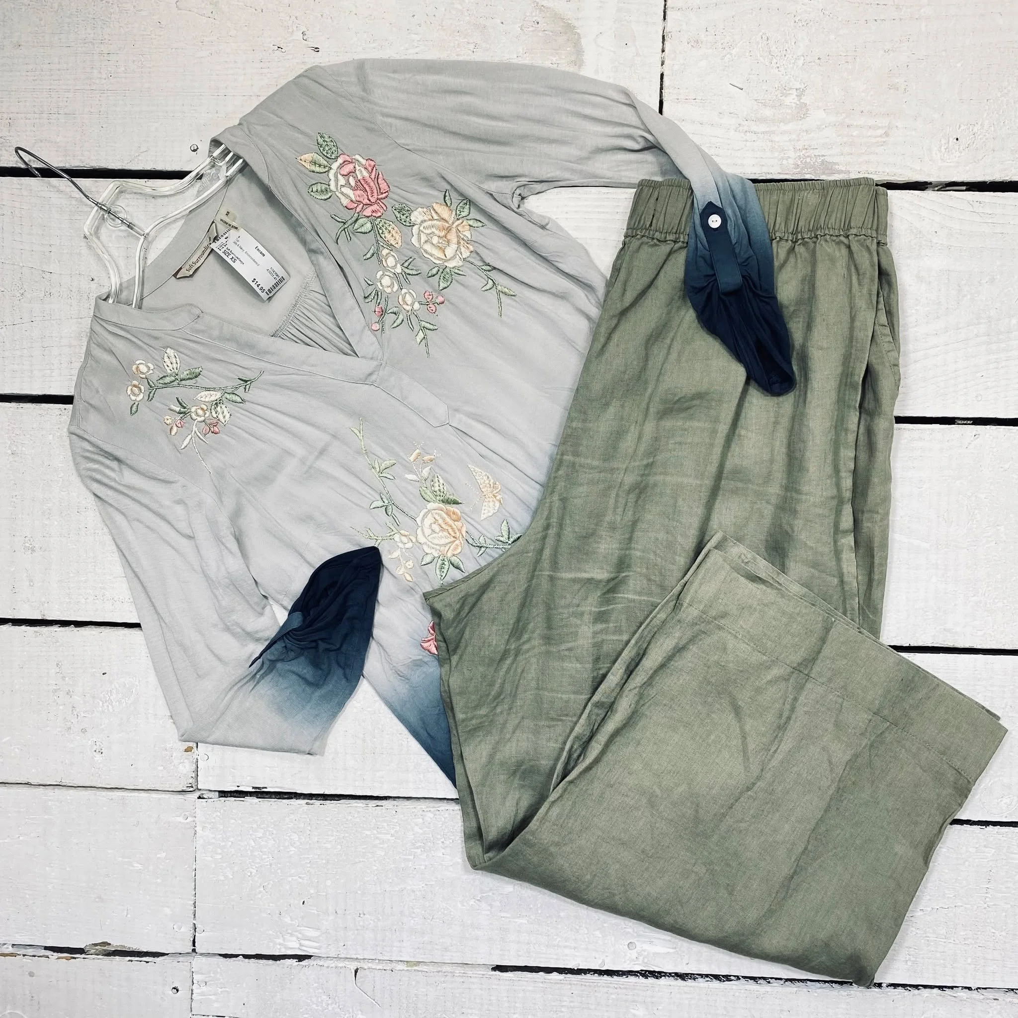 Soft Surroundings Top Size XS, $14.95
Tahari Pants Size 16, $14.95