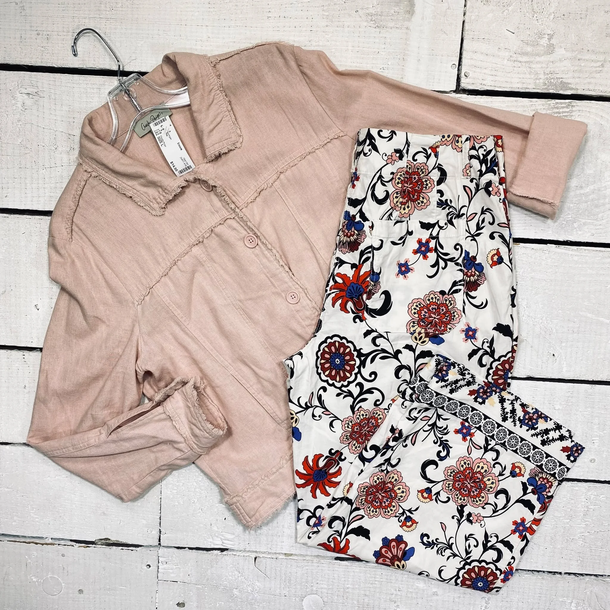 Charlie Paige Cardigan Size L, $14.95
Nicole Miller Pants Size 10, $15.95