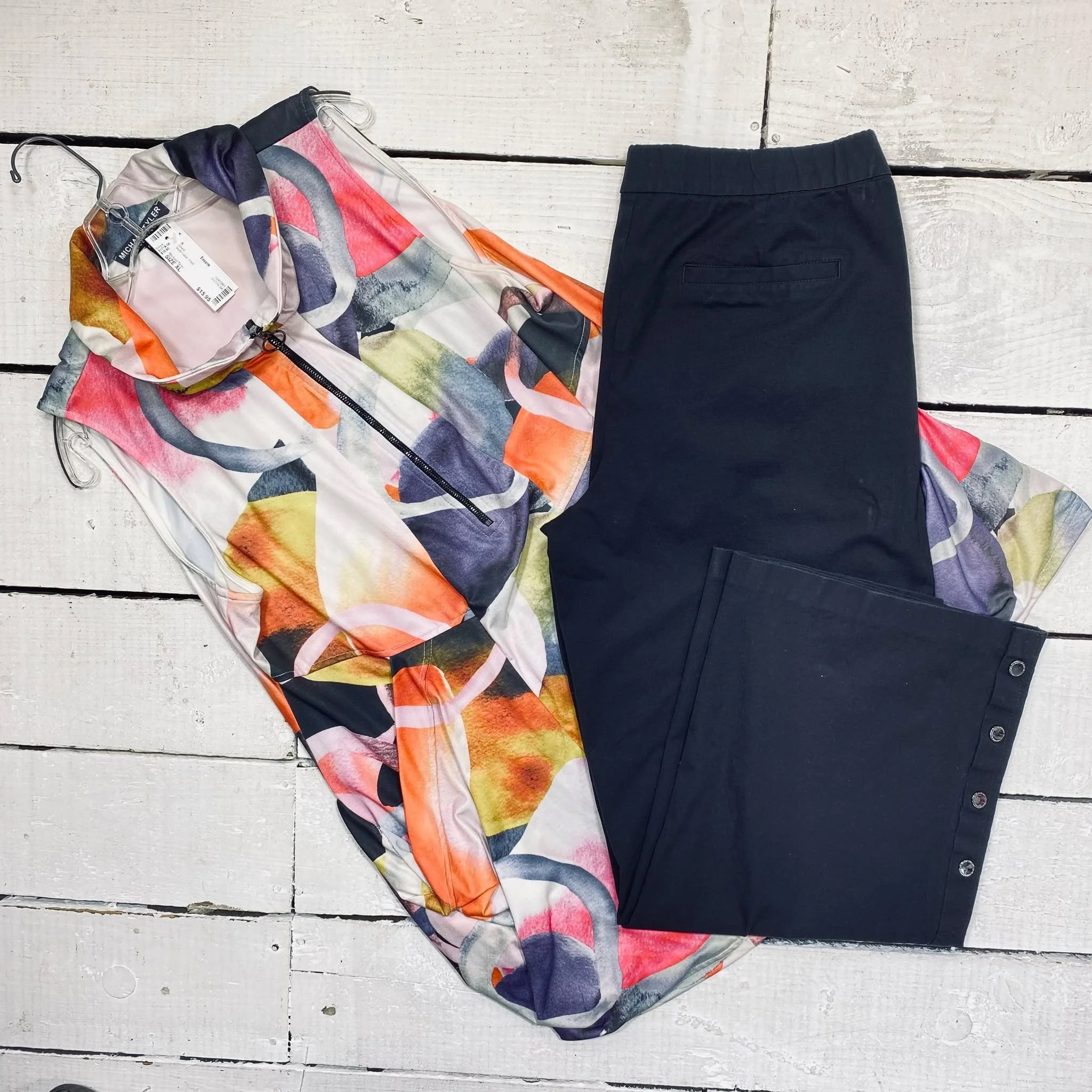 Michael Tyler Shell Size XL, $15.95
Isaac Mizrahi Pants Size 16, $12.95