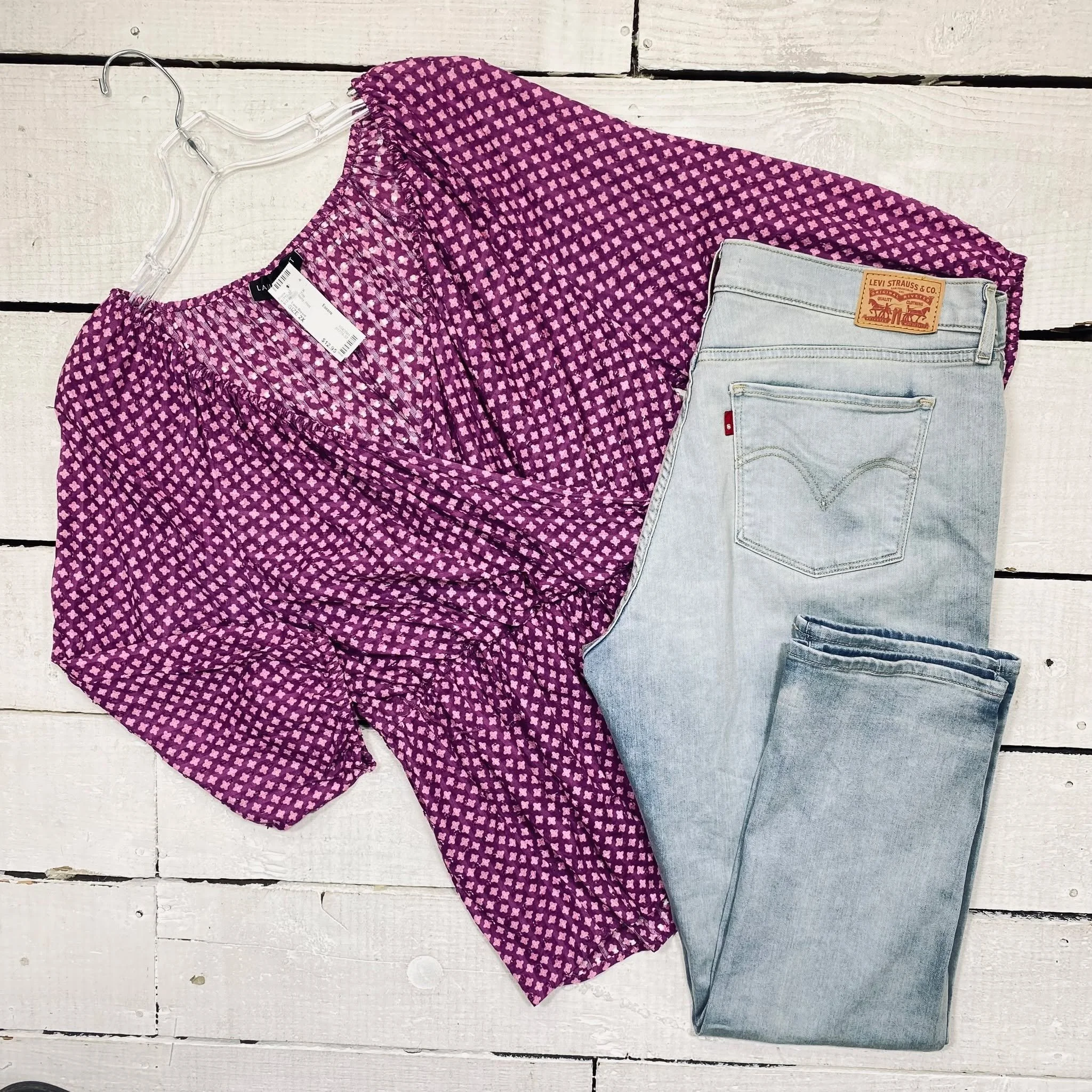 Lane Bryant Top Size 2X, $12.95
Levis Jeans Size 16, $14.95