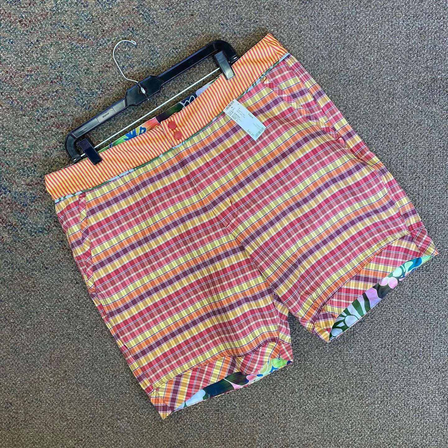 Robert Graham Swim Trunks Size L, $42.95 🧡💜