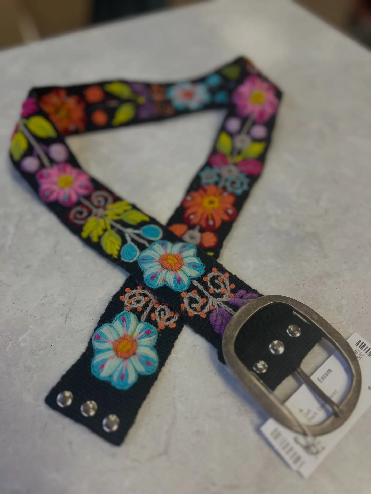 What a beautiful belt!!!! Only $12.95! 🌺