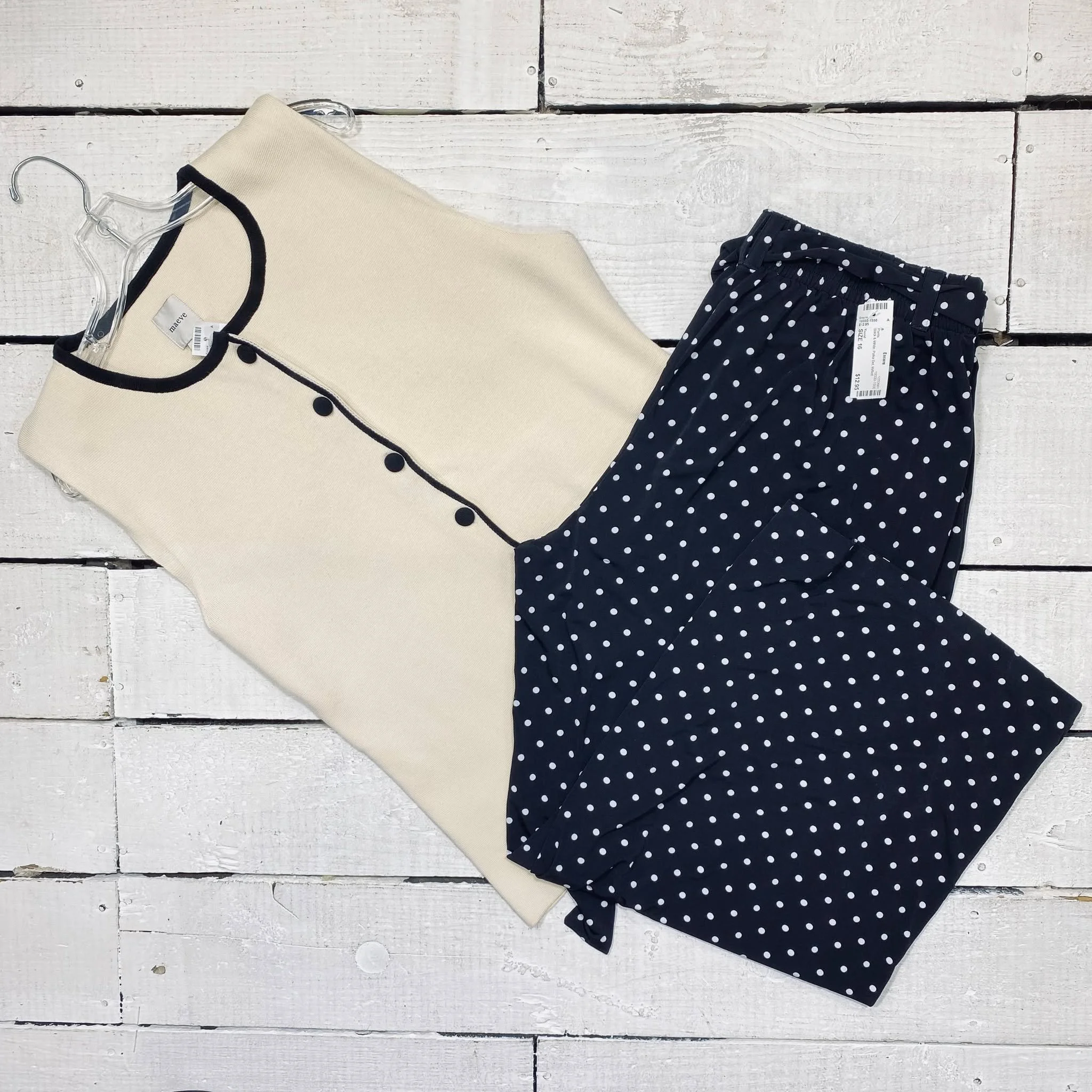 Maeve Top Size XL, $18.95
Torrid Pants Size 16, $12.95