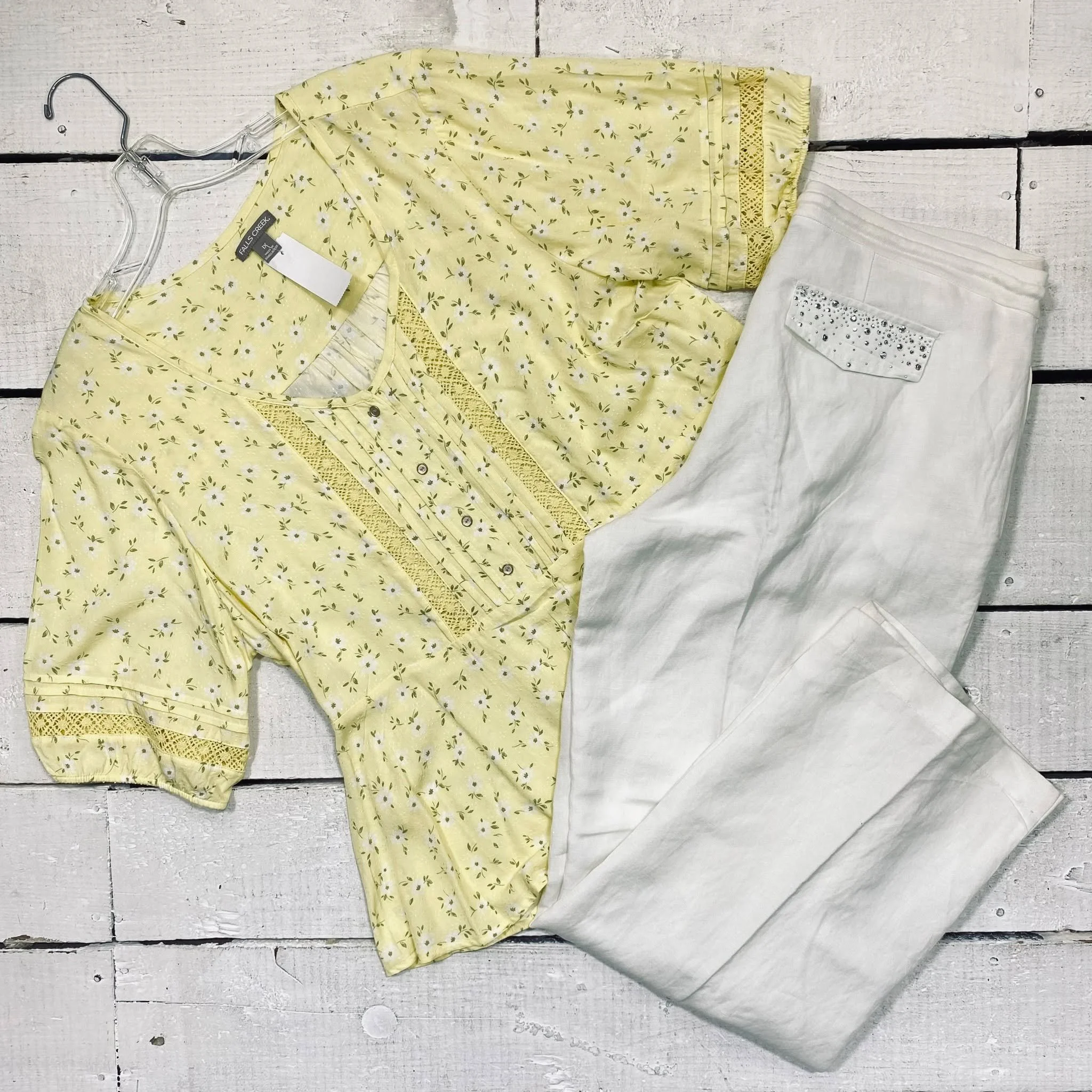 Falls Creek Top Size 1X, $12.95
NY Collection Pants Size 14, $20.95
