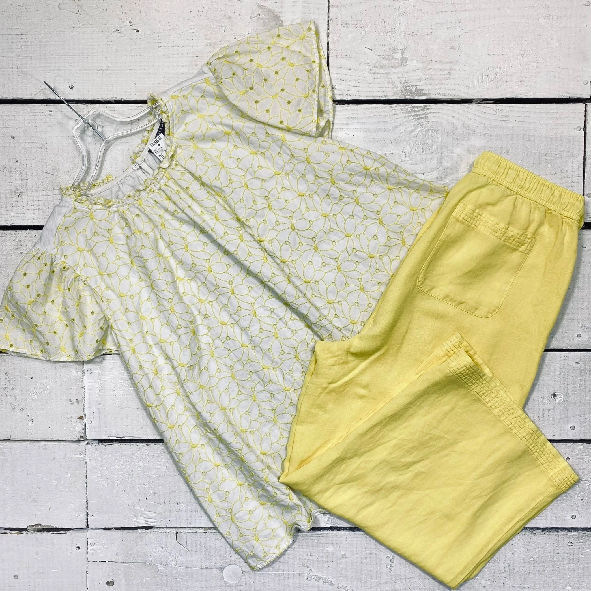 Lane Bryant Top Size 1X, $12.95
Joie Pants Size 14, $18.95
