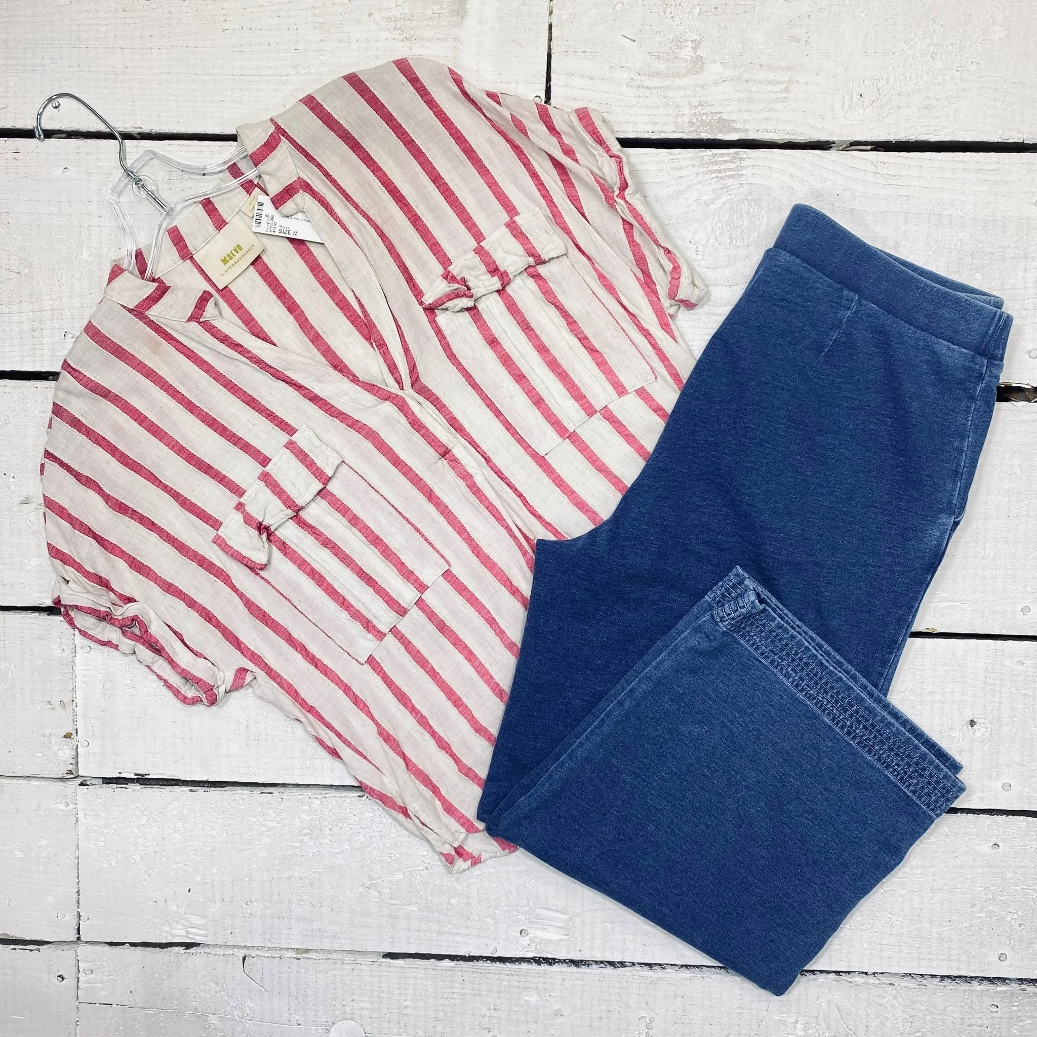 Maeve Top Size M, $14.95
Purejill Capris Size 12, $12.95