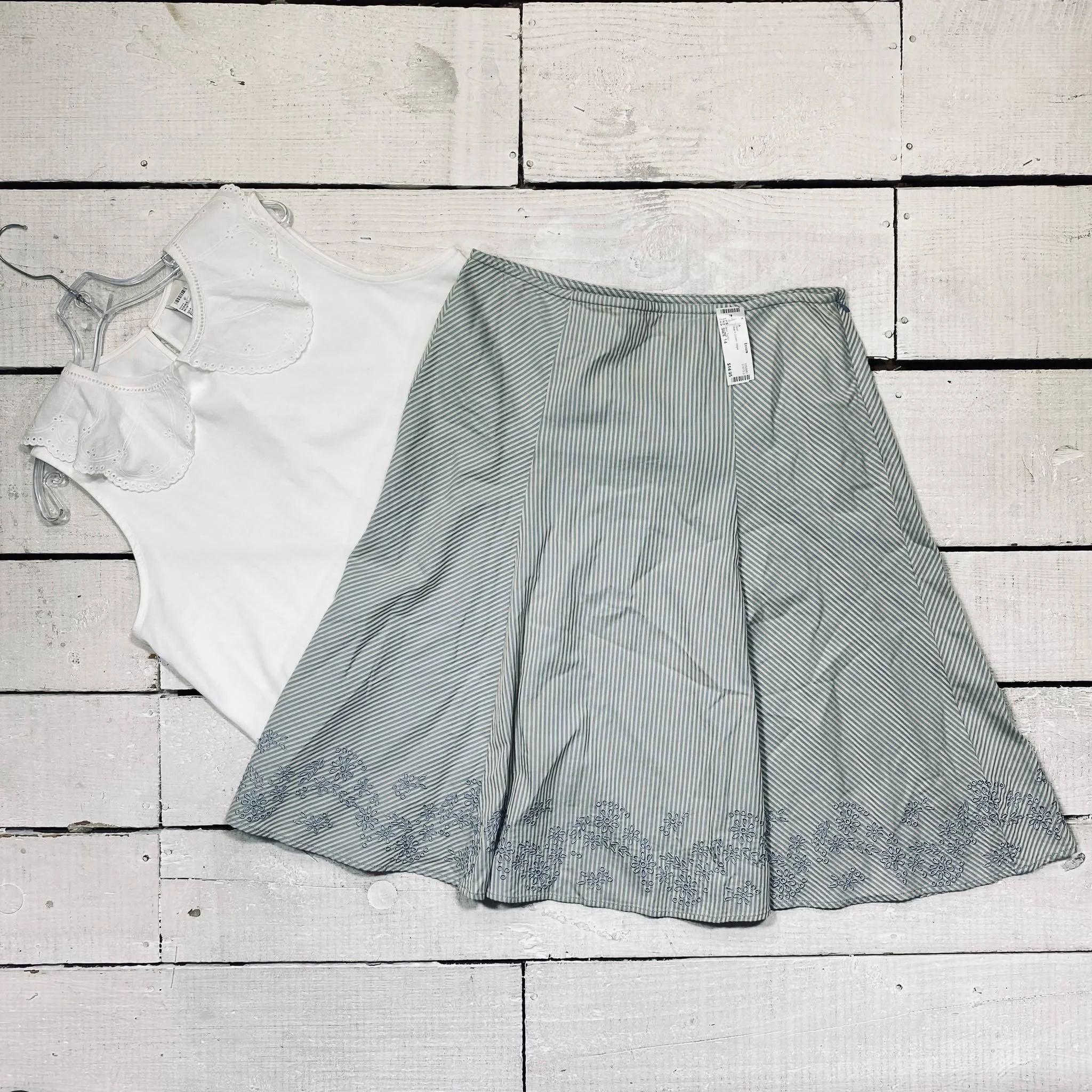 A New Day Top Size XL, $8.55
Ann Taylor Skirt Size 14, $14.95