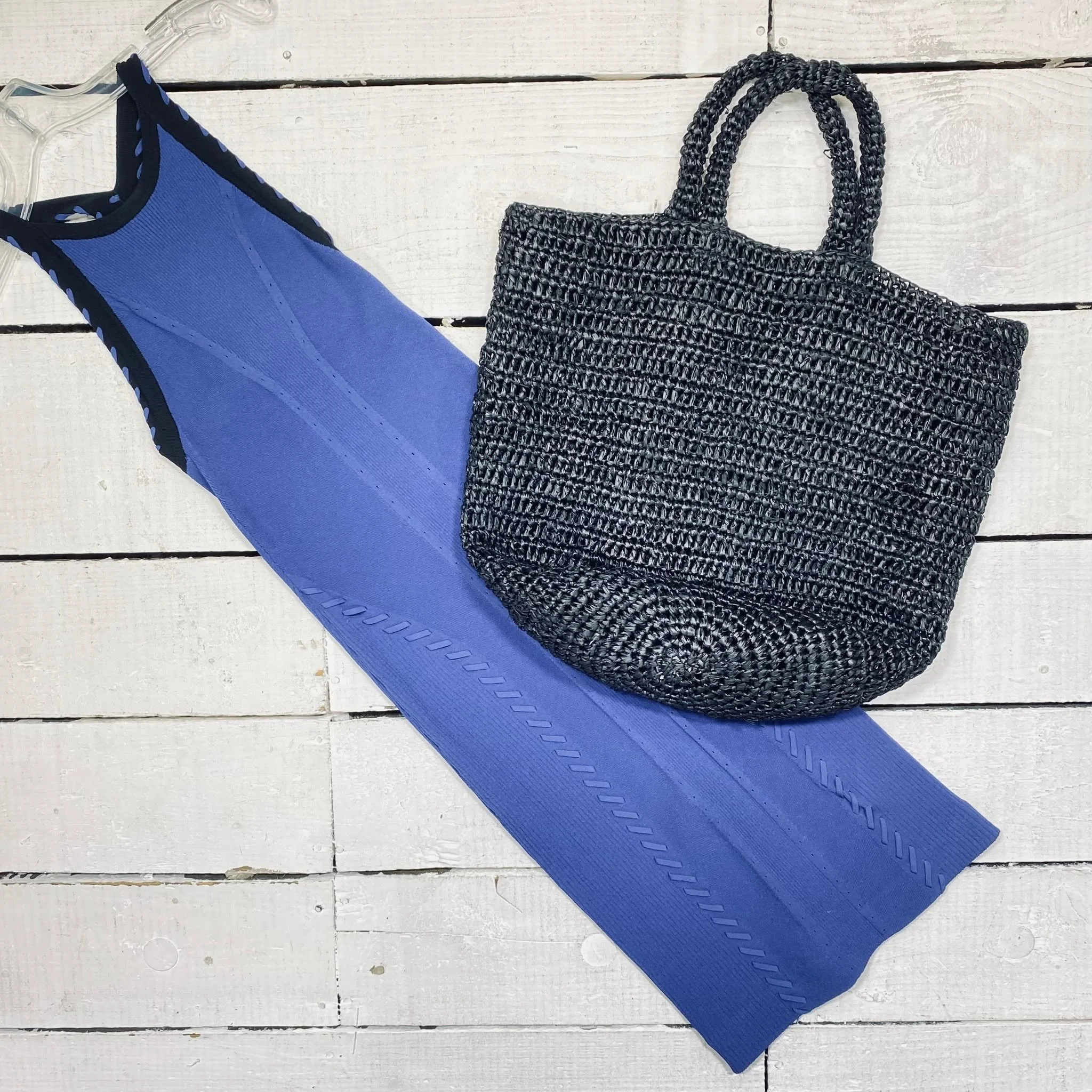 Rag &amp; Bone Dress Size 0, $55.99
Jenni Kayne Bag, $58.99