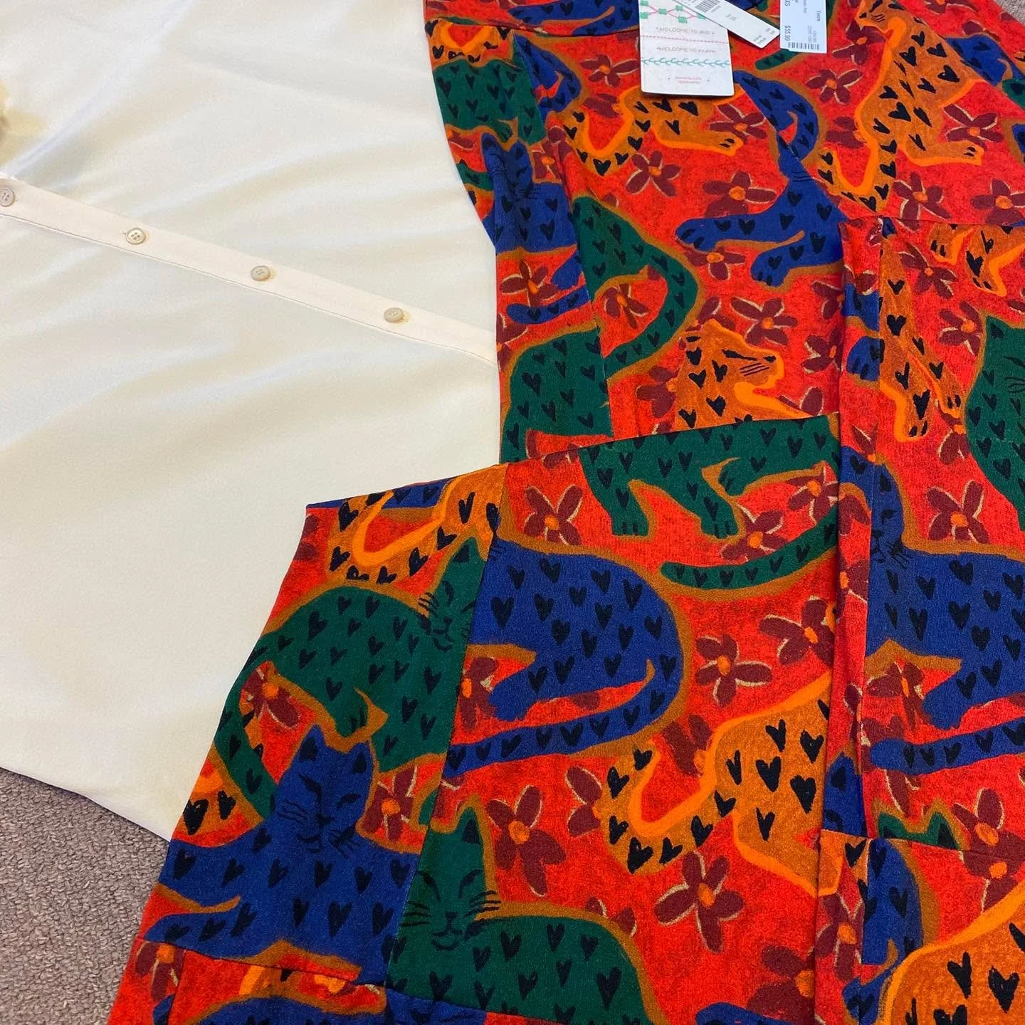 Lafayette 148 Blouse Size L, $55.95
Farm Rio Pants Size XS, $55.99