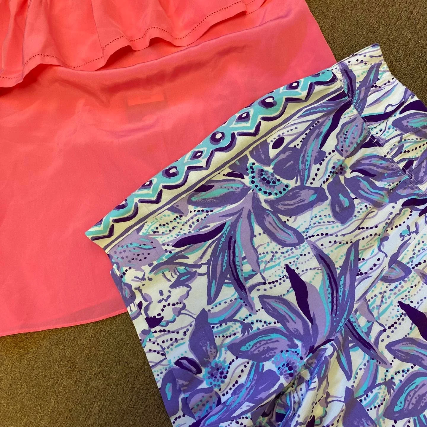 Lilly Pulitzer Top Size XS, $28.95
Lilly Pulitzer Shorts Size 4, $30.95