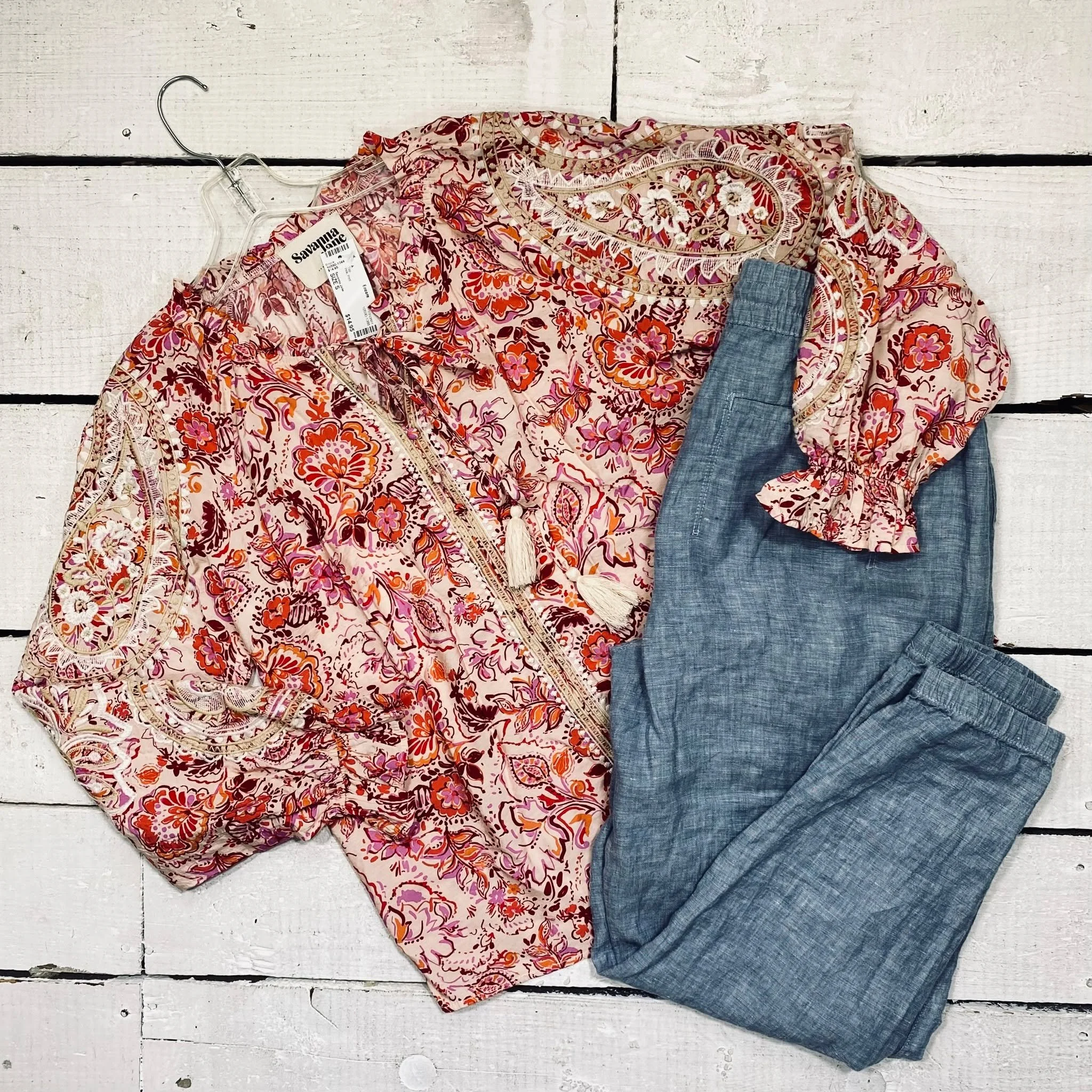 Savannah Jane Top Size S, $14.95
Athleta Pants Size 10, $18.95