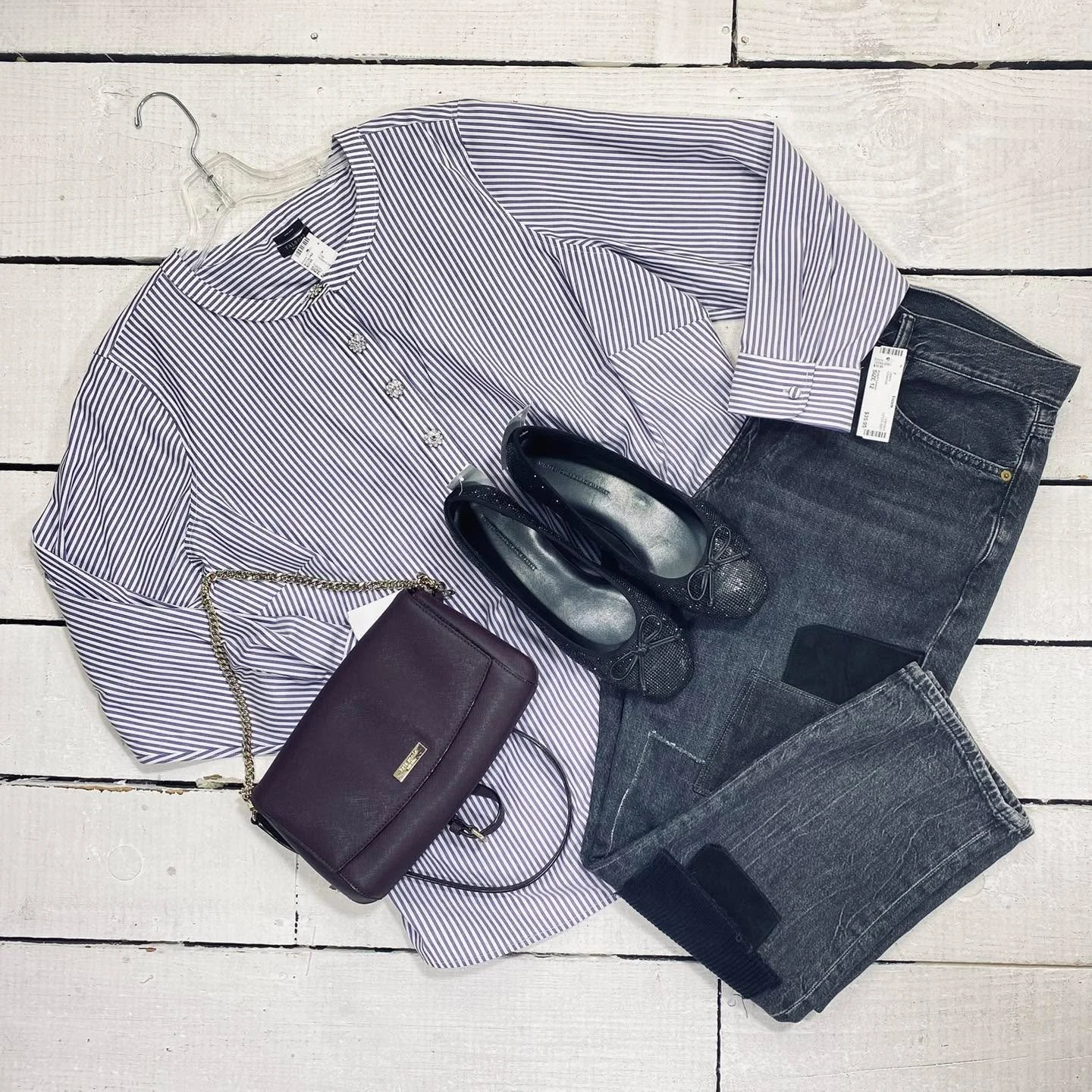 Talbots Top Size 2X, $20.95
Ralph Lauren Jeans Size 12, $35.95
WHBM Flats Size 9.5, $22.95
Kate Spade Crossbody, $55.99