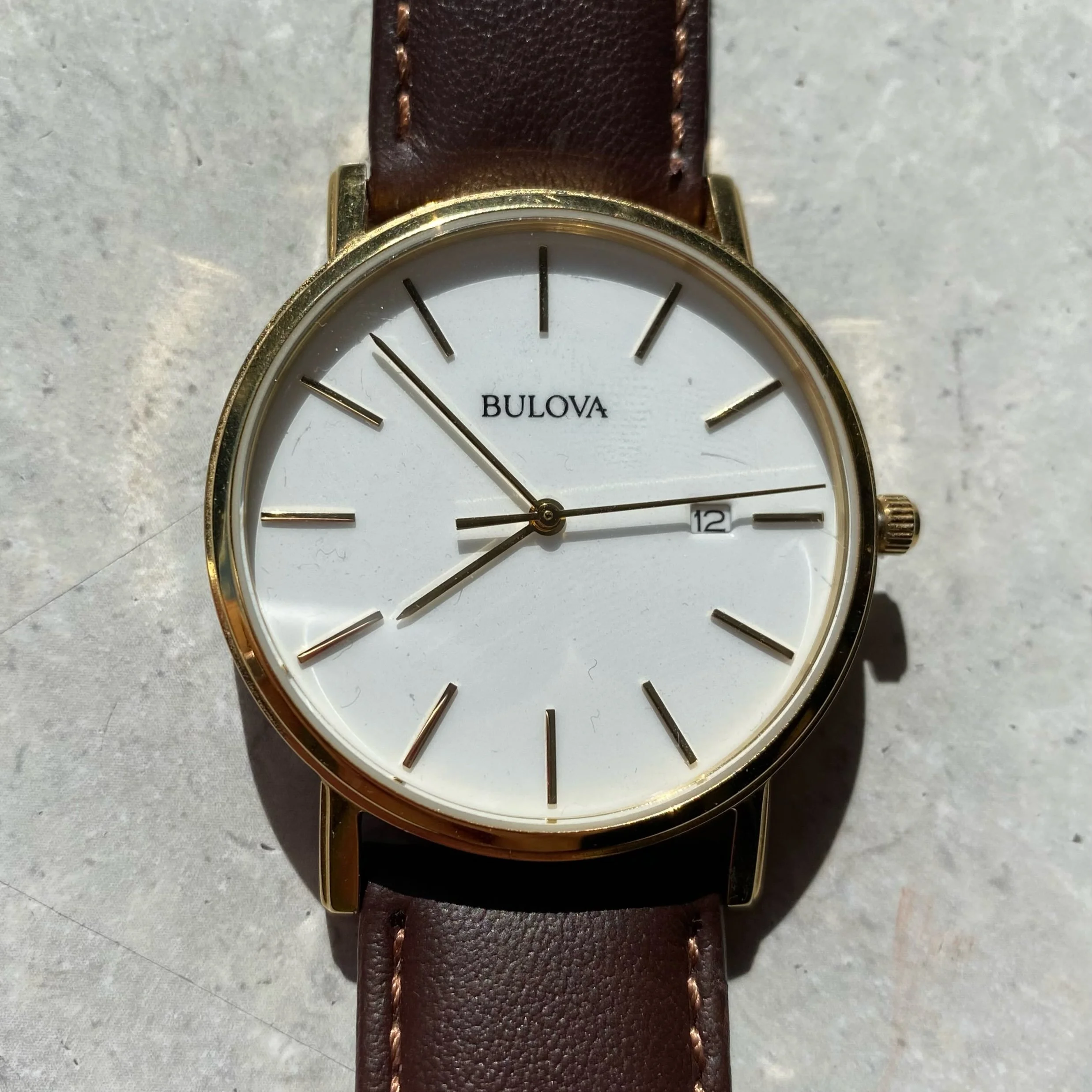 With a BRAND NEW BATTERY, this Bulova Men&rsquo;s Watch looks in perfect condition with a minimalist design! Only $114.99! 🤎