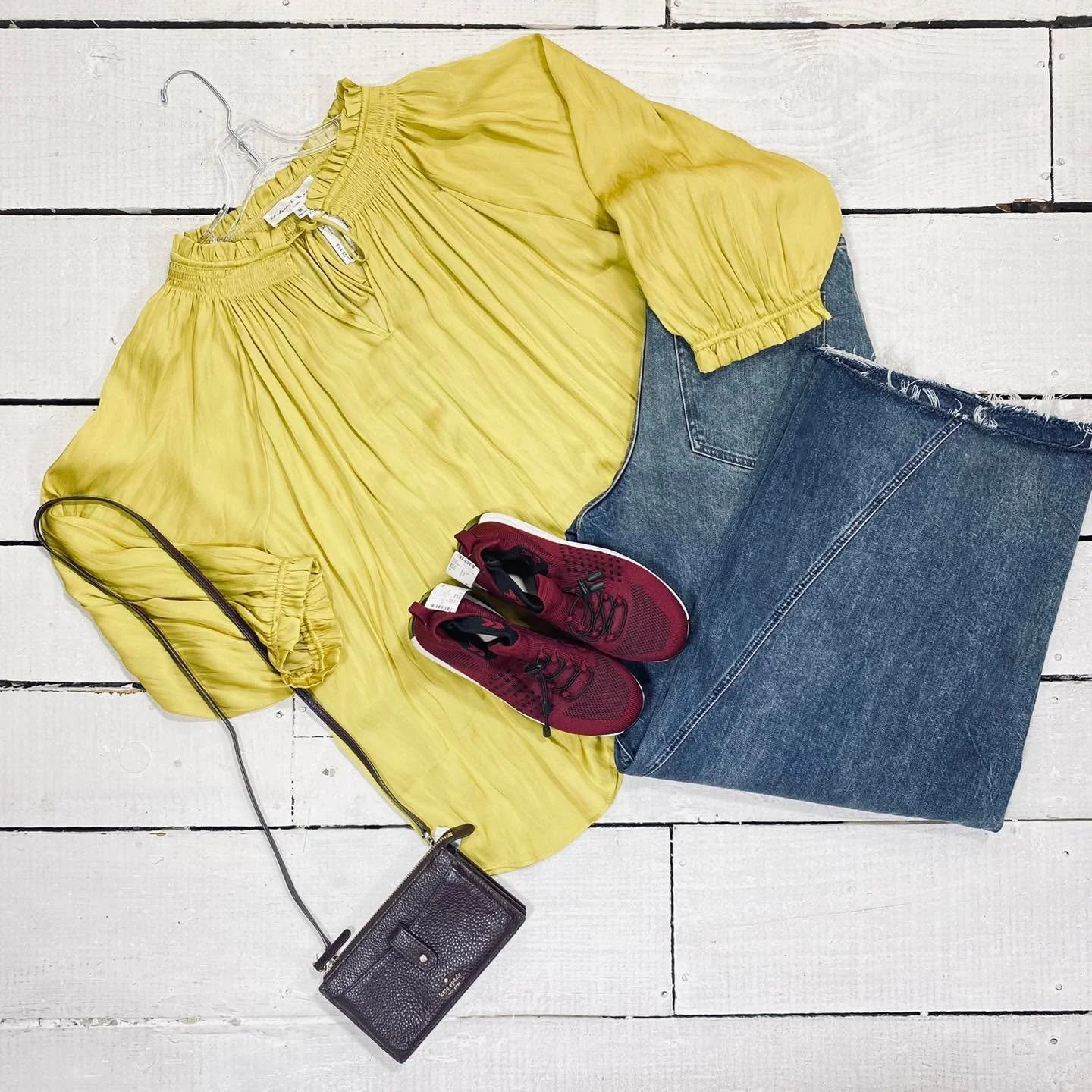 Chelsea &amp; Theodore Top Size 3X, $14.95
Banana Republic Jeans Size 6/8, $20.99
Reebok Tennis Size 6, $25.95
Kate Spade Crossbody, $38.99