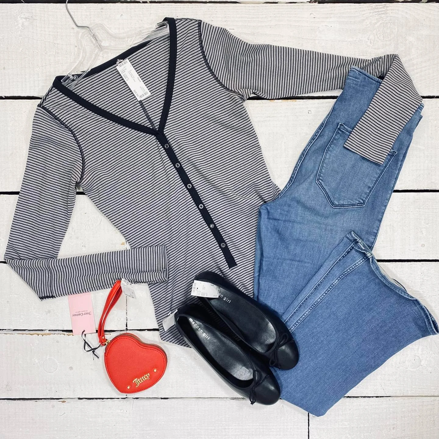 LuluLemon Exercise Top Size S, $28.99
Hollister Jeans Size 8, $10.95
Madden Girl Flats Size 10, $16.99
Juicy Couture Change Purse, $15.95