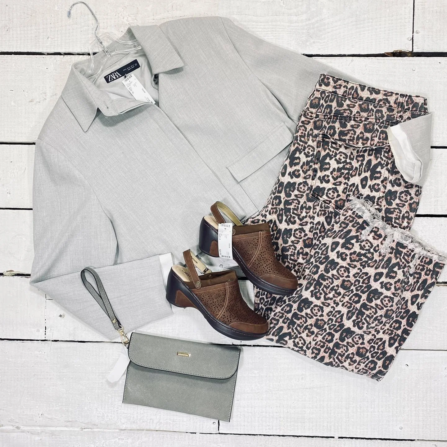 Zara Blazer Size XL, $34.99
Sterling Kreek Jeans Size 17/18, $16.99
JBU Pumps Size 8, $24.99
Elim &amp; Paul Wristlet, $10.95