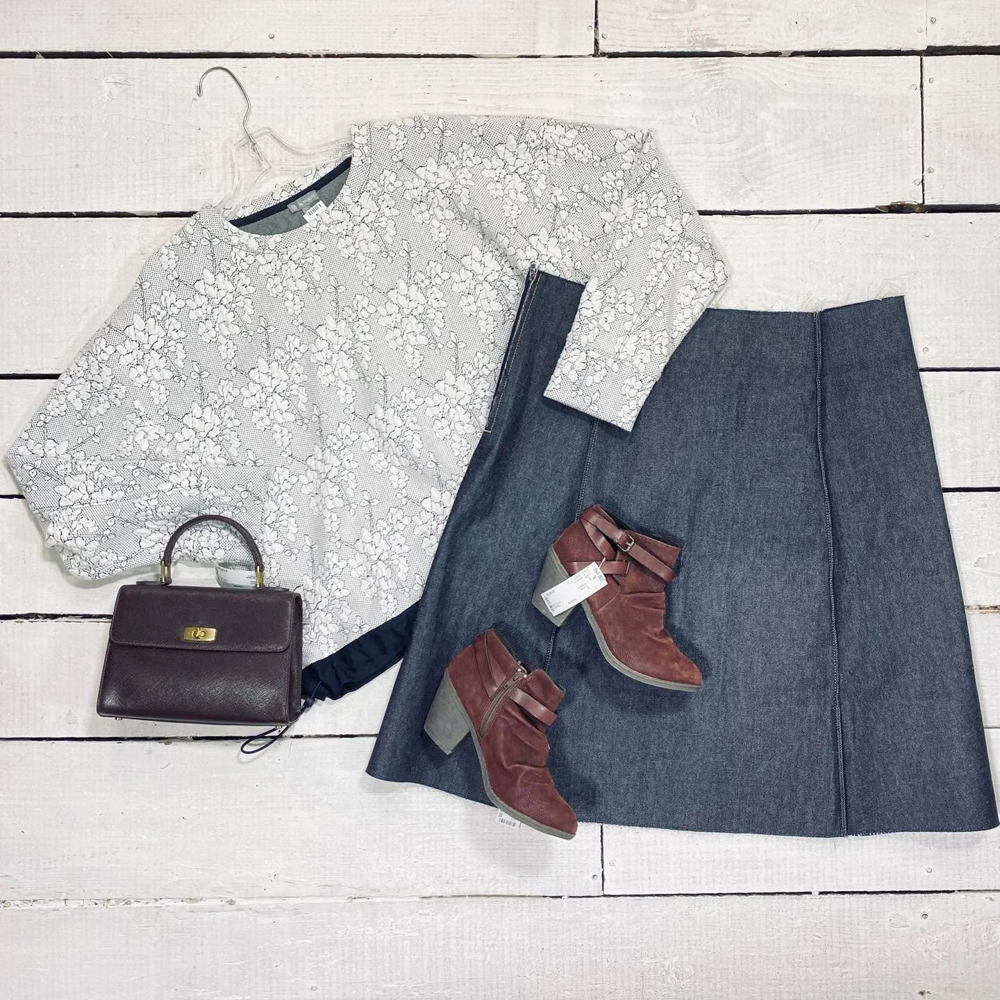 Talbots Top Size XL, $17.99
Tory Burch Skirt Size XL, $69.95
Blowfish Pumps Size 7.5, $16.99
Coach Purse, $125.99
