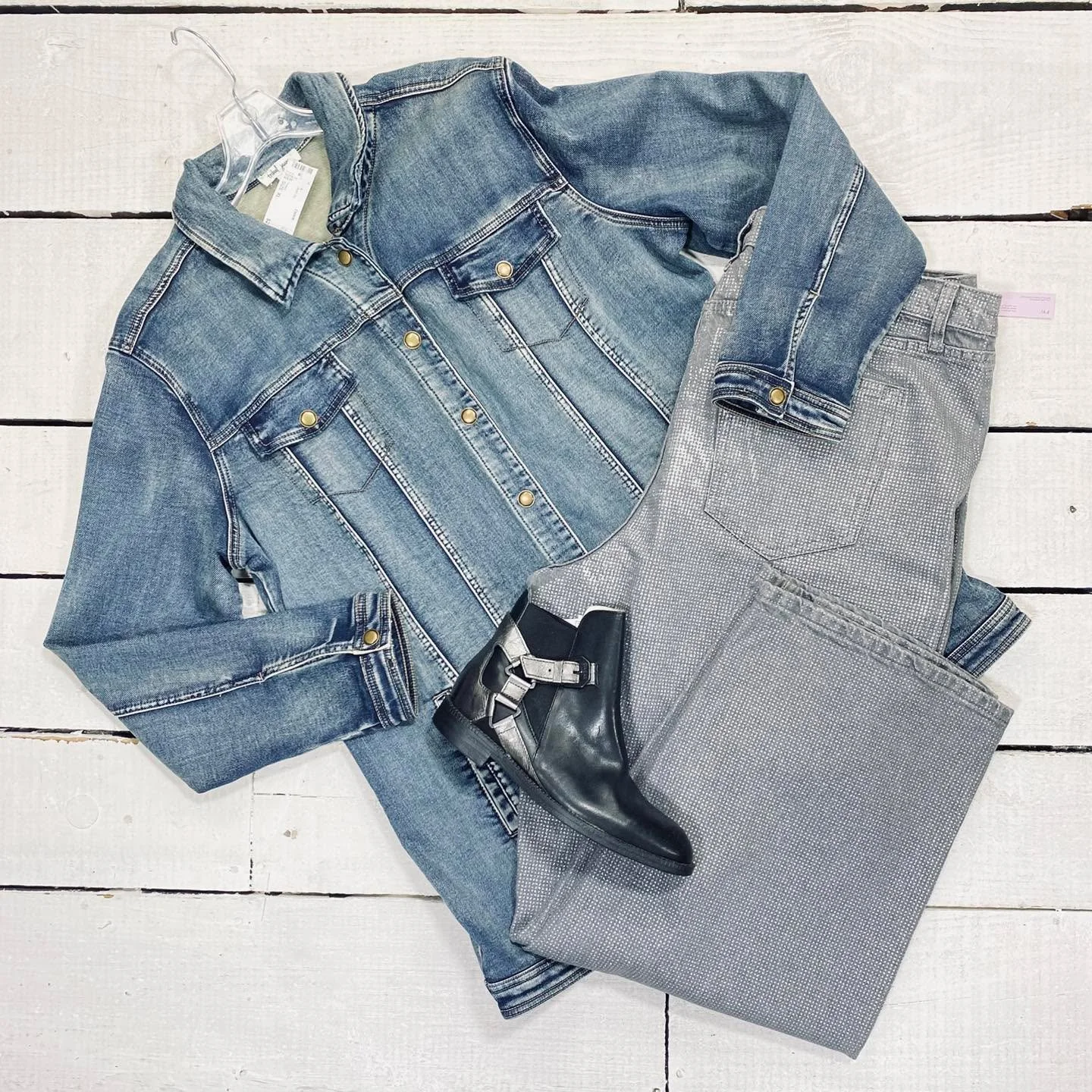 Tribal Jean Jacket Size XL, $25.99
Wild Fable Jeans Size 16/18, $14.95
Swear London Ankle Boots Size 7.5, $38.95