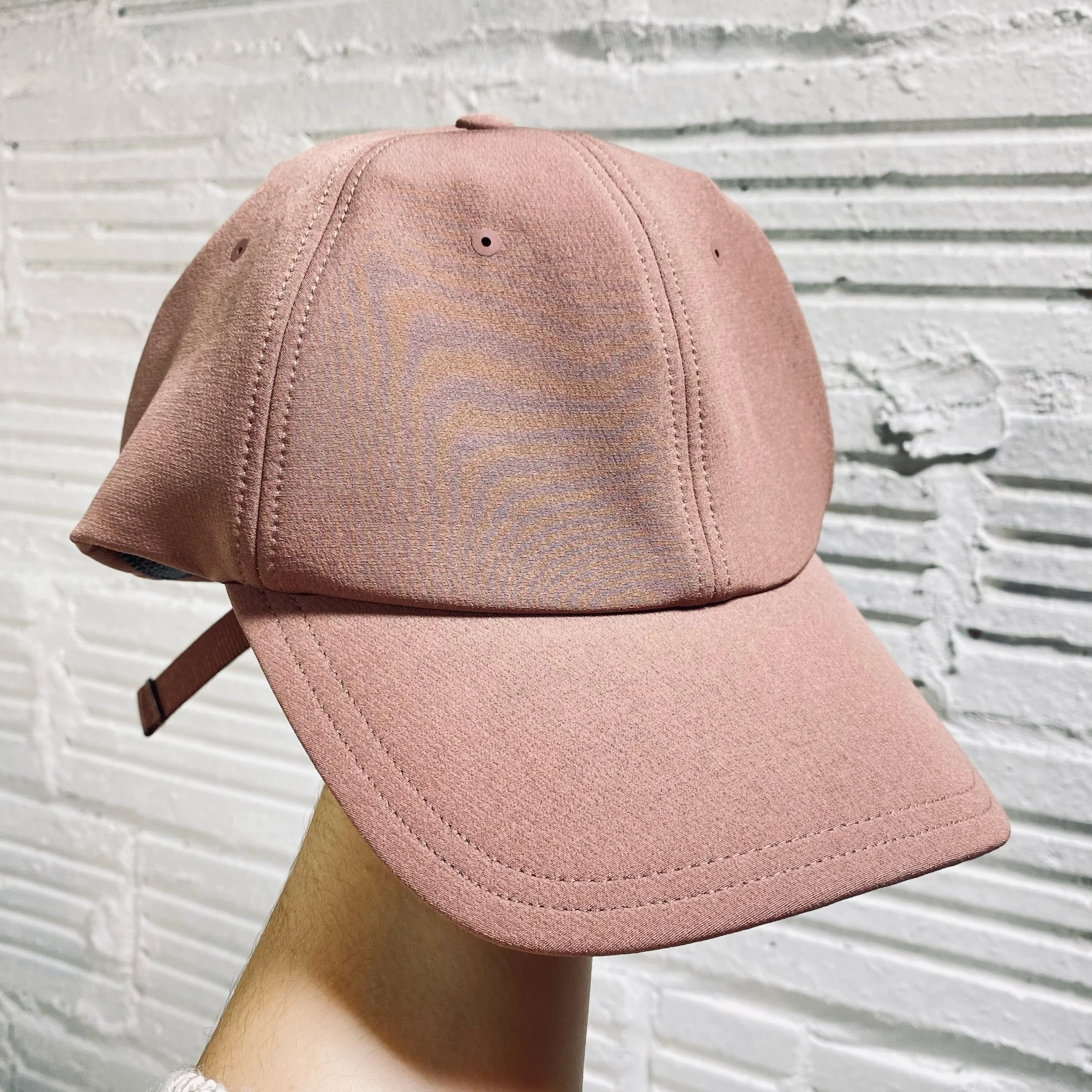 Lulu alert! ✨ In the CUTEST color ever dusty pink, this LuluLemon ballcap is a must need if you&rsquo;re a hat girly! Only $22.99! 🤗