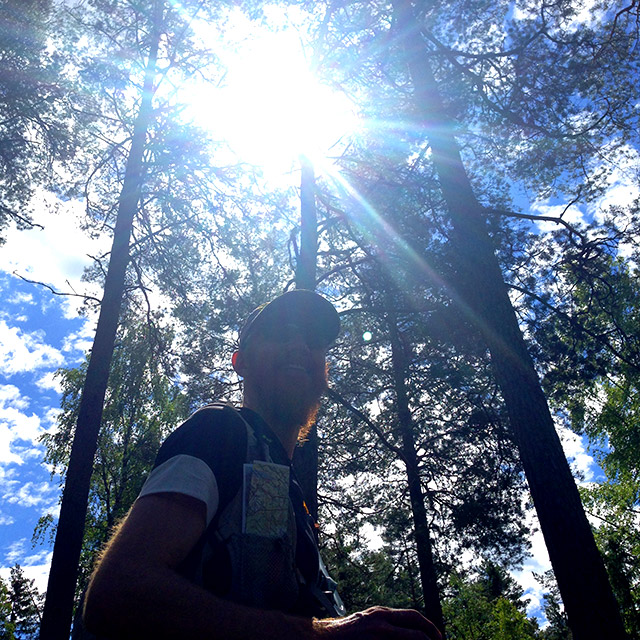 Papperskartan var faktiskt till stor hjälp ett par gånger, trots att vi lagt in rutten på Suunto-klockan.