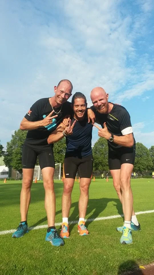 I glada vänners lag