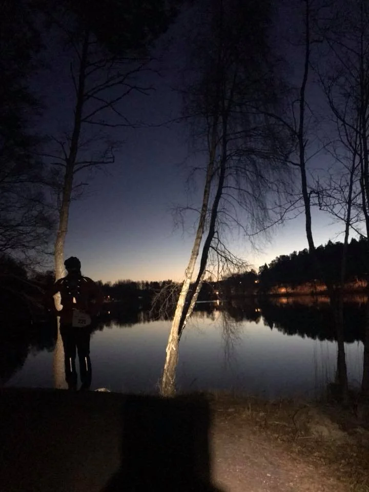 Ut igen i andra natten tillsammans med Emmy