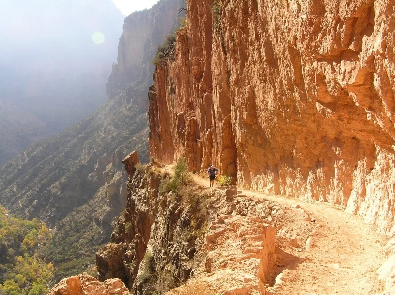 Fritjof under Rim-to-rim-to-rim-löpningen i Grand Canyon