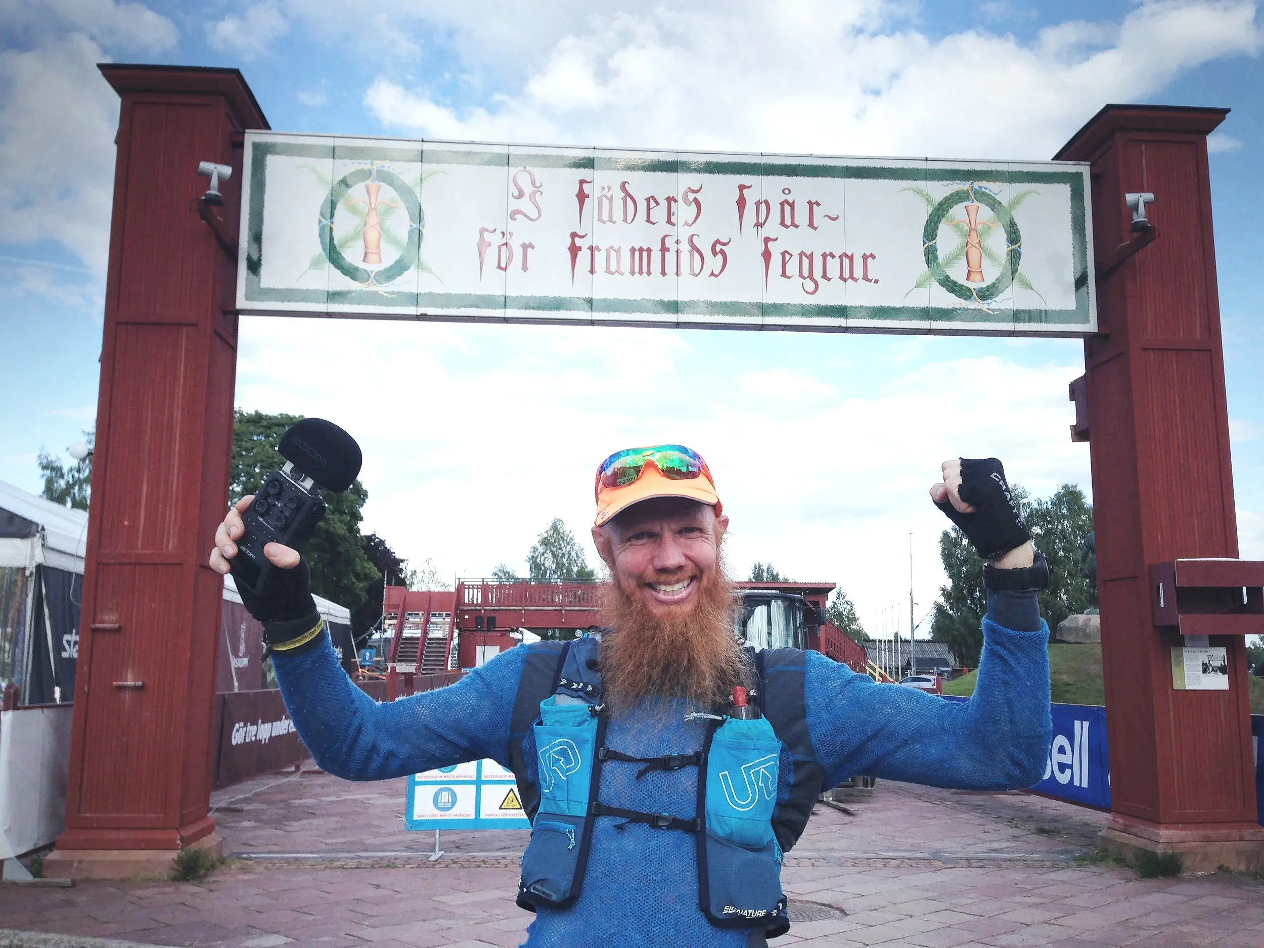 #125 - Ultravasan 90, Johnny testspringer banan